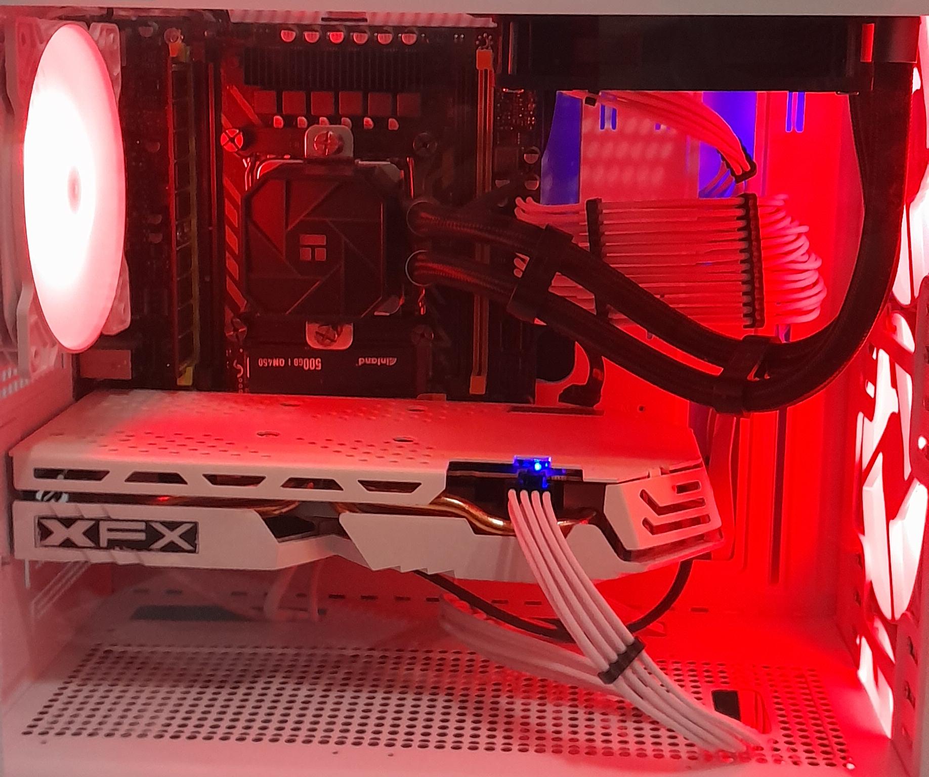 GLACIER PHANTOM WHITE GAMING PC 1080P HIGH SETTINGS