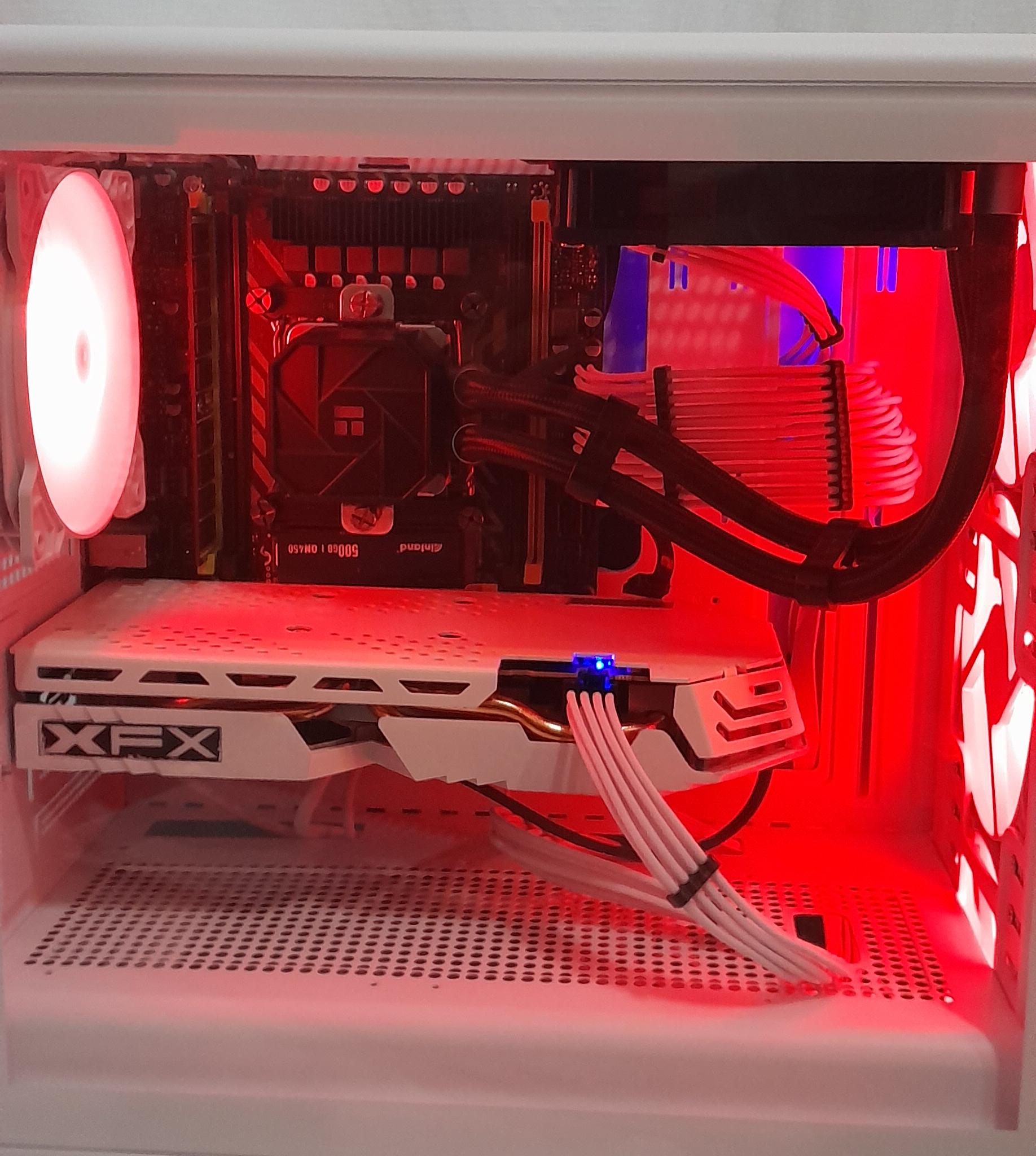 GLACIER PHANTOM WHITE GAMING PC 1080P HIGH SETTINGS