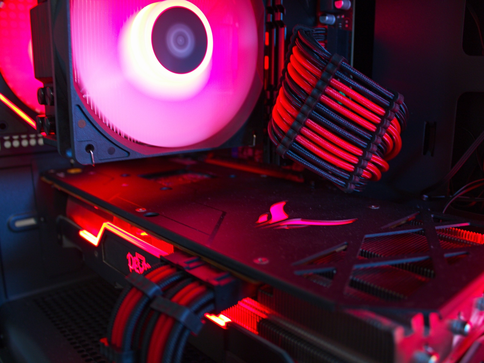 🔴 The Red Devil ⚫️ RX 5700 XT | Ryzen 5 3600 | 1TB SSD | 16GB RAM