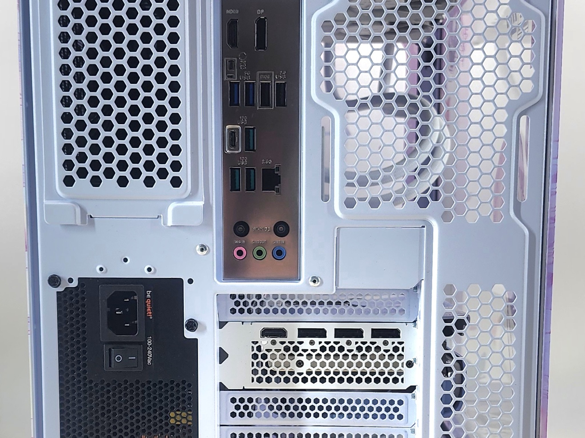 Gaming PC Ryzen 7 7800X3D 32GB RAM 2TB SSD RX 9070 XT 16GB Windows 11 Computer