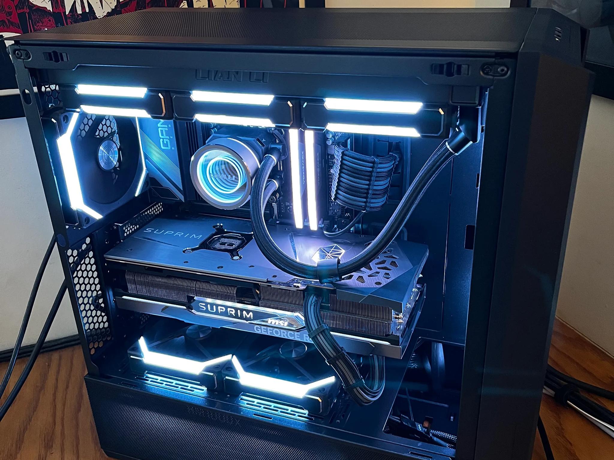 Gray Wolf - RTX 4080 | Ryzen 7 7700X | 32GB @ 6000 MT/sec | 4TB storage | 1000W PSU