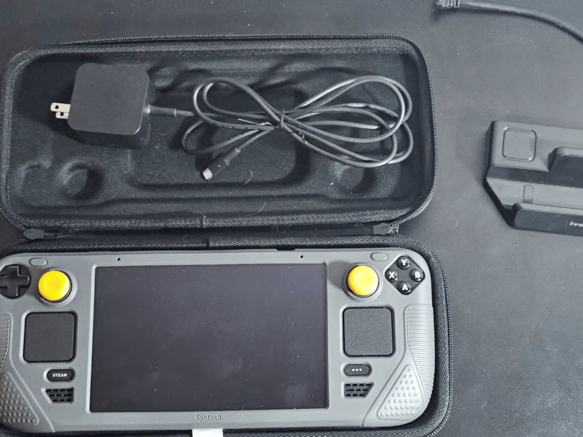 Steam Deck LCD 256GB + 2 512GB SD Card