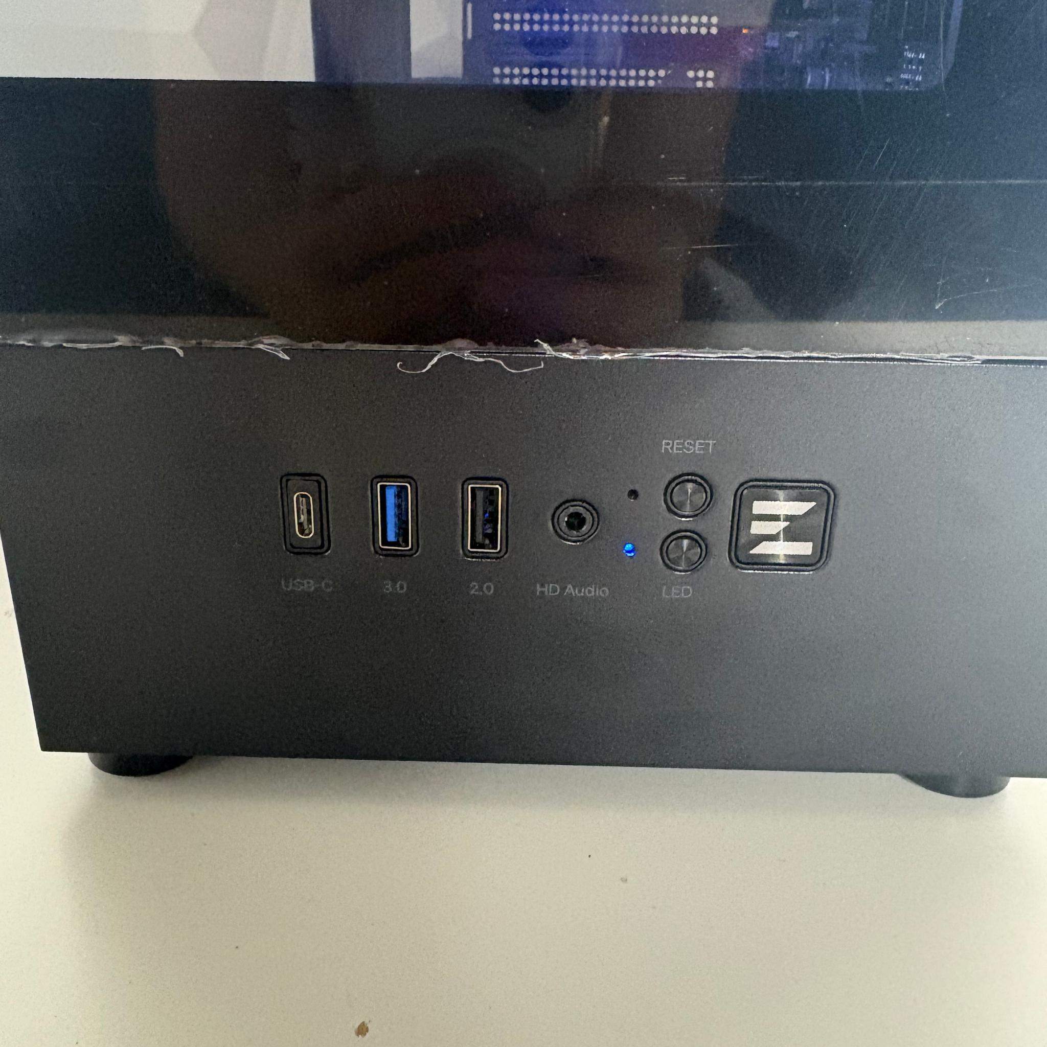 Crimson Valley Pro - Intel Core i5 8600, RTX 2060, 16GB DDR4, 960GB SSD