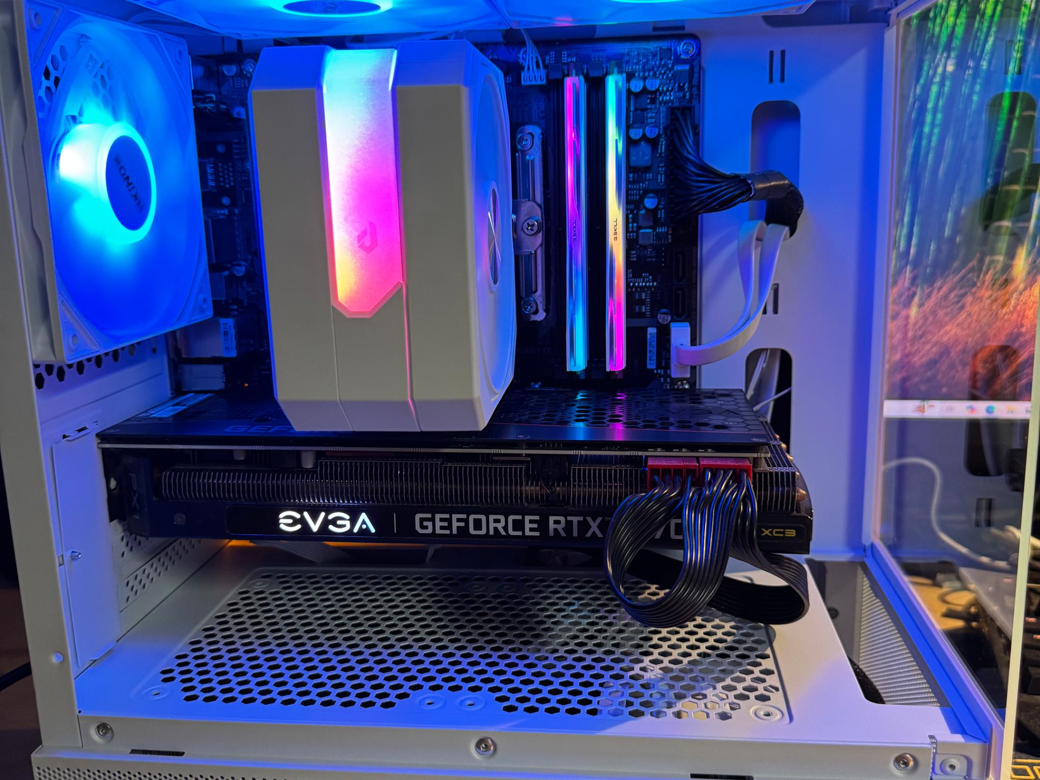 Gaming PC RTX 3070 i7-12700 32 gb ddr5 6400 MT/s