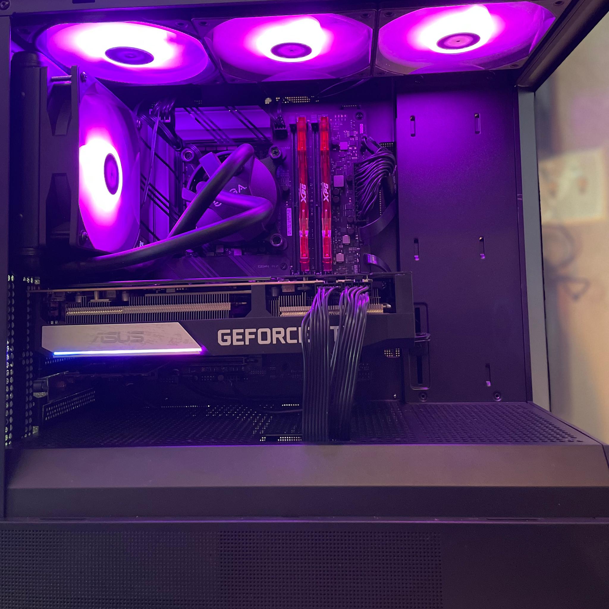 Gaming PC / content creation | GEFORCE 3070| INTEL i7 | 32GB RAM | WINDOWS 11 | WIFI & BT