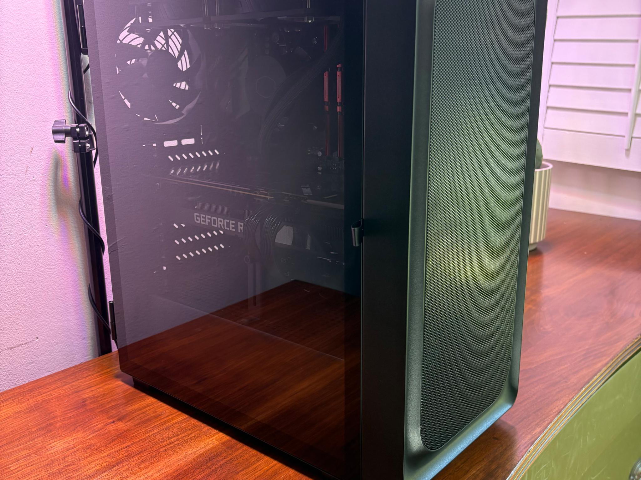 RTX 3070 | Ryzen 5 5600X | 32GB DDR4 | 1TB Total SSD's | 650W PSU | 5 x Fans | AIO