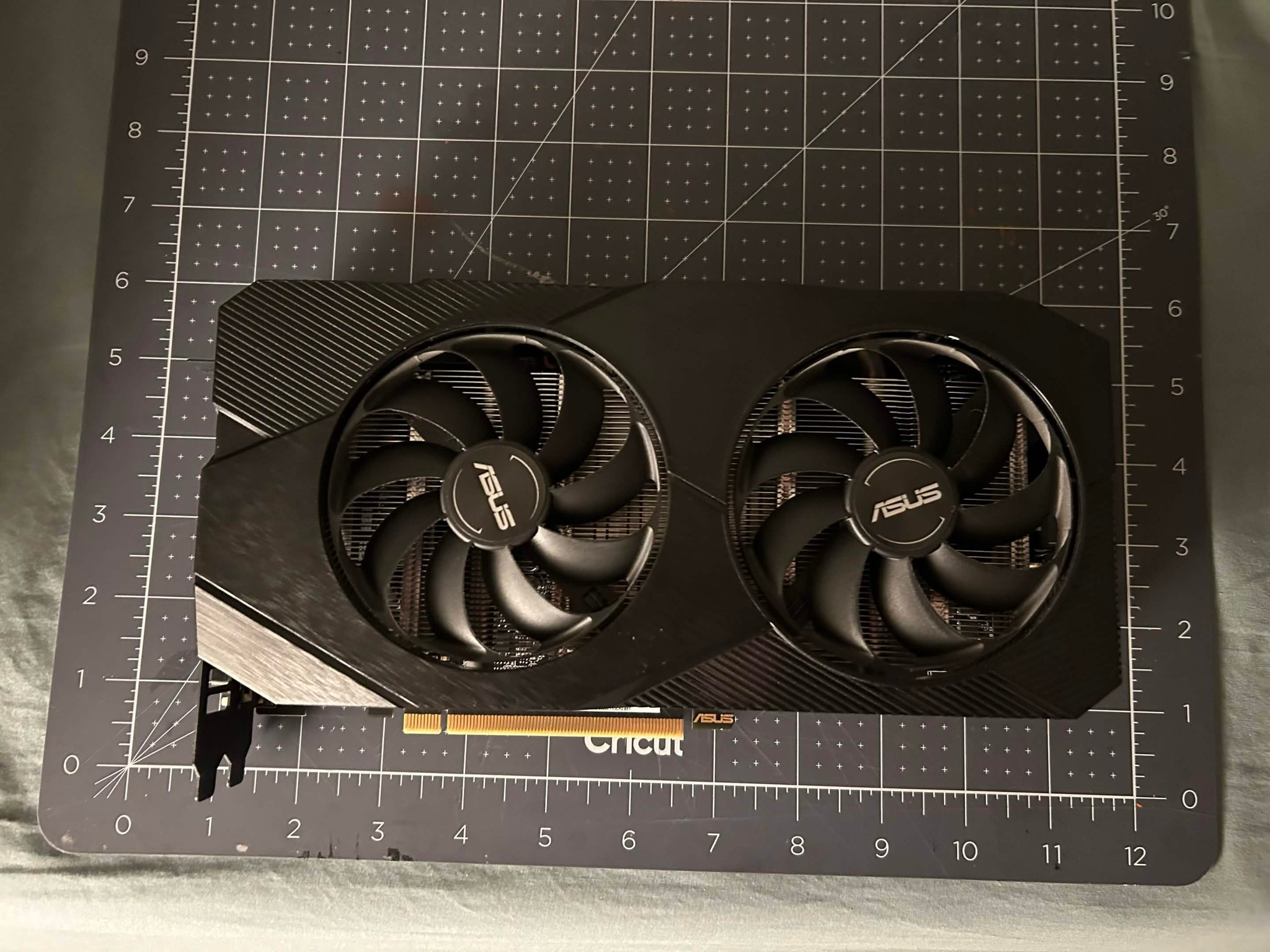 ASUS DUAL GeForce RTX 2060