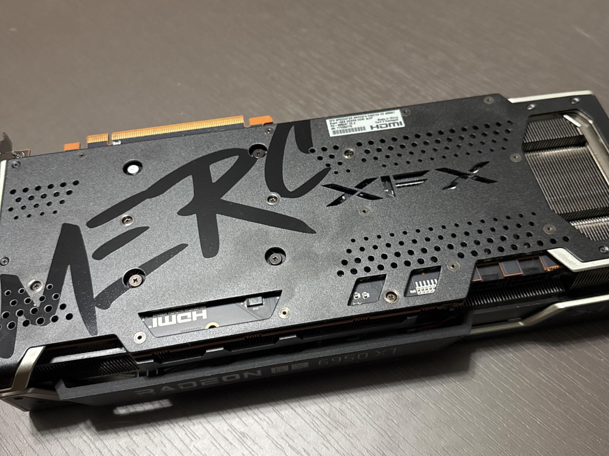 AMD RADEON XFX RX 6950 XT