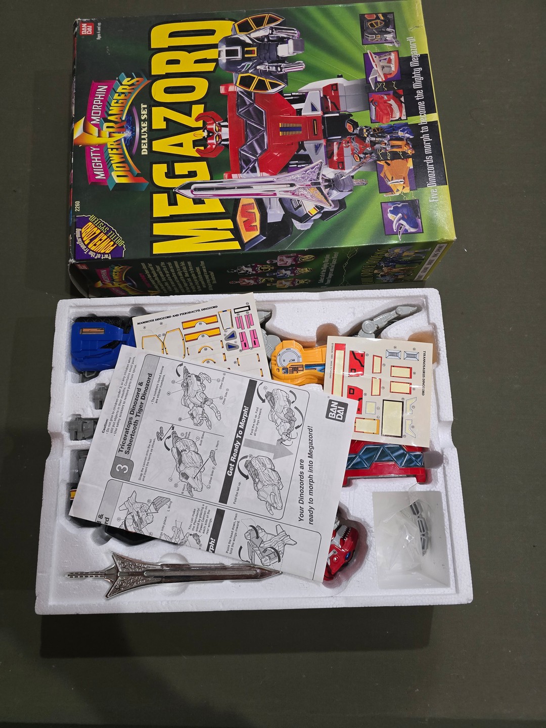 Vintage Mighty Morphin Power Rangers Megazord Deluxe Set 1993