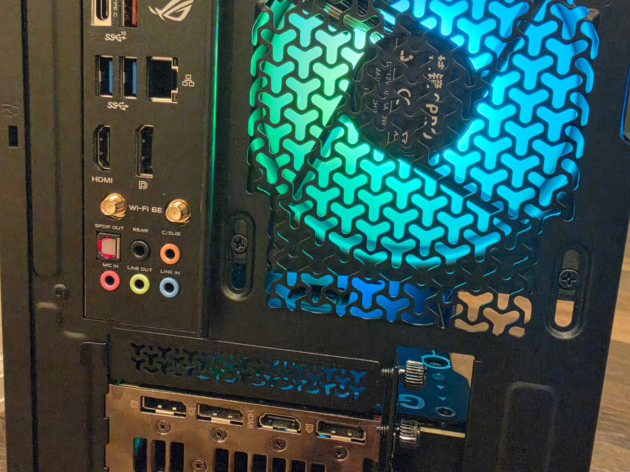 Mid-Range Value Build! | Ryzen 7 5800X3D | RTX 4070 | 2TB NVME | 16GB DDR4