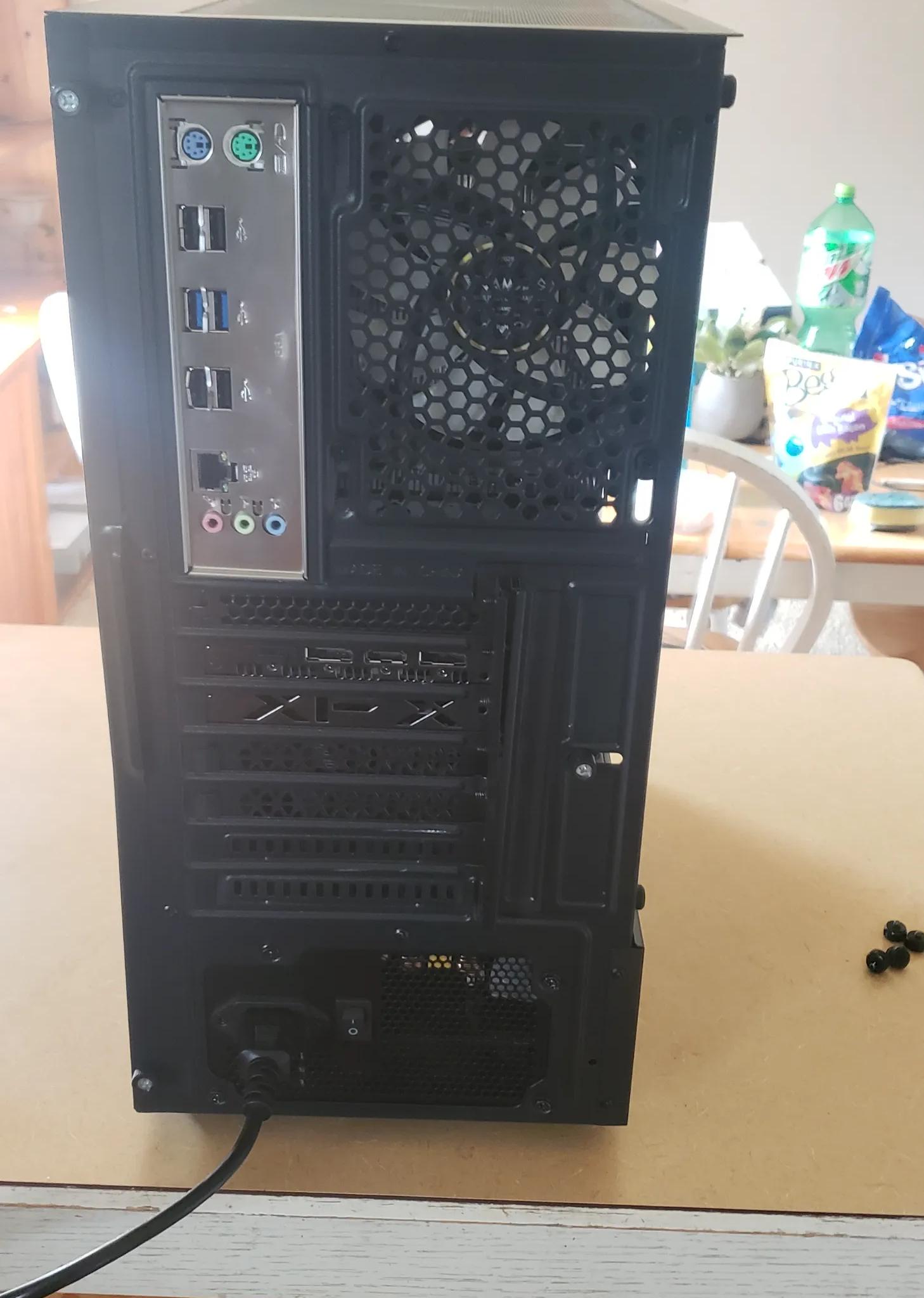 Xeon CPU 12 core GTX 1070 32GB DDR4 budget gaming pc