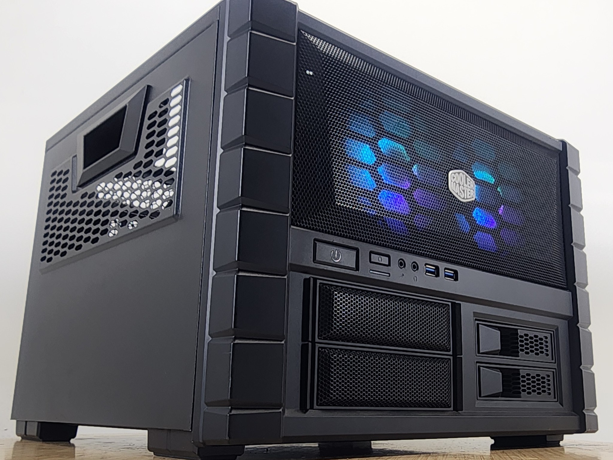 Gaming PC Ryzen 7 7700X 16GB RAM 1TB SSD RX 6750 XT 12GB Windows 11 Computer