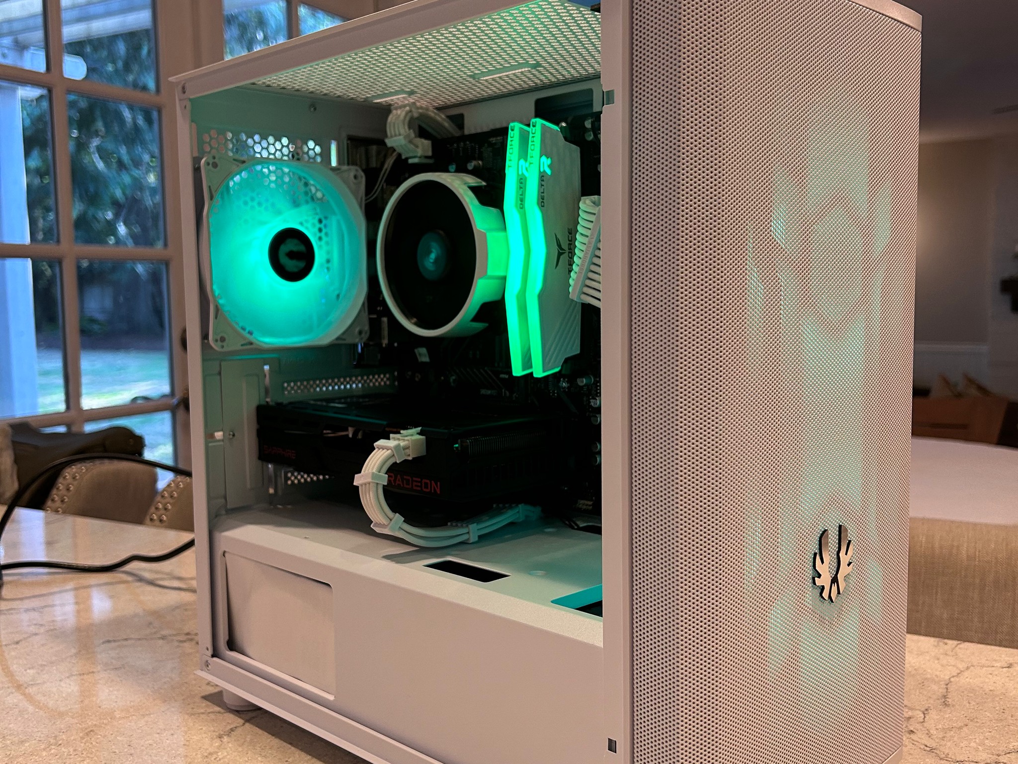 SUPER NOVA 🌌AMD RX 6600 🌌Ryzen 5 5600 🌌16 GB DDR4 🌌Wi-Fi 🌌1TB NVME 🌌