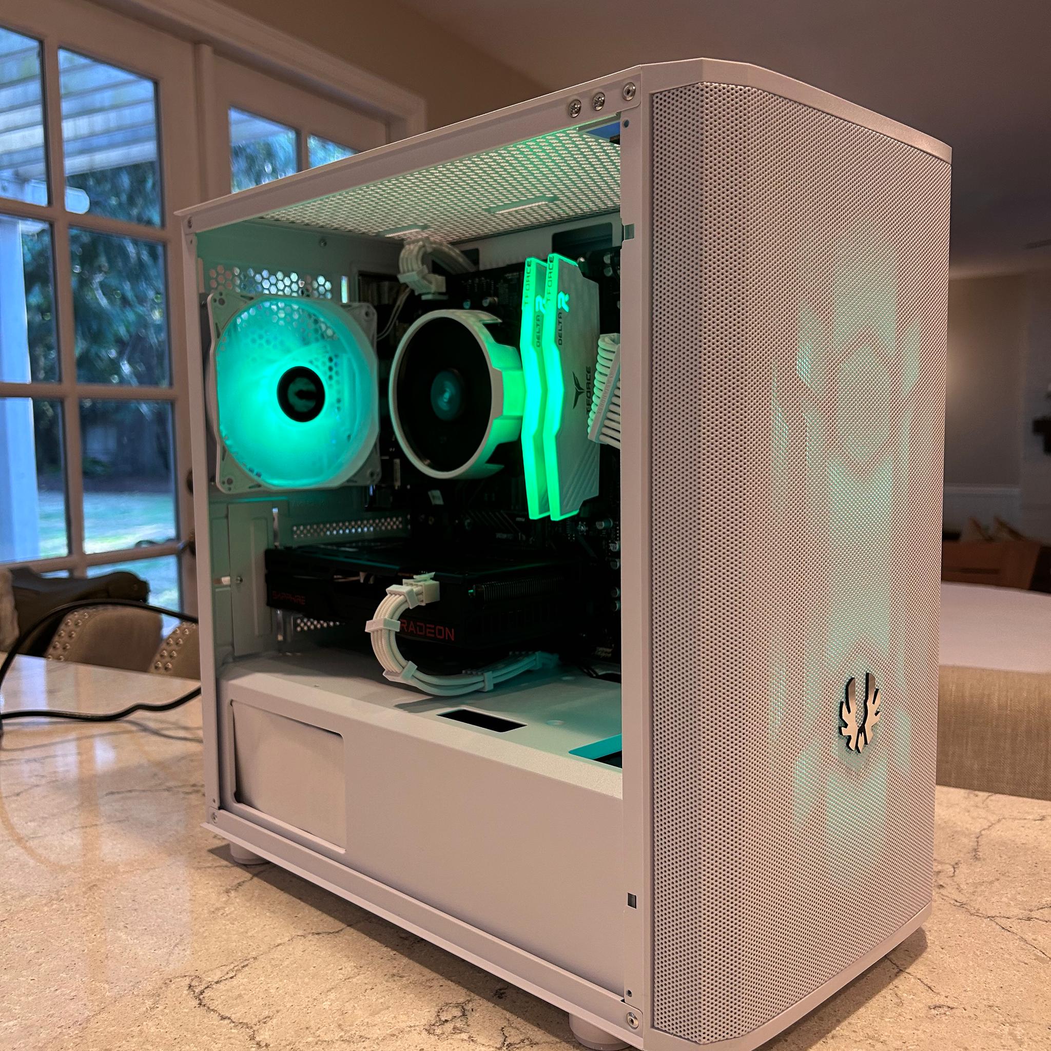 SUPER NOVA 🌌AMD RX 6600 🌌Ryzen 5 5600 🌌16 GB DDR4 🌌Wi-Fi 🌌1TB NVME 🌌
