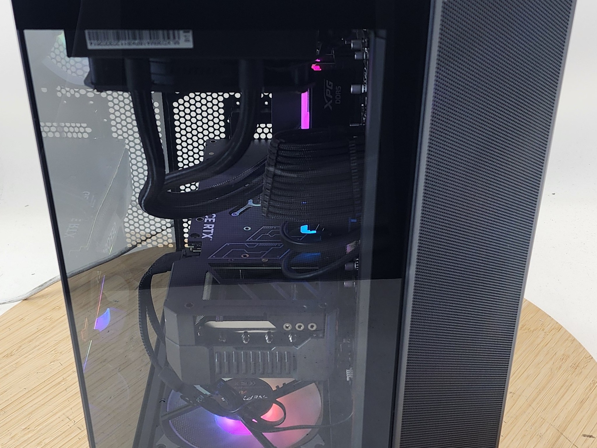 Gaming PC Ryzen 7 7800X3D 32GB RAM 1TB SSD RTX 4070 Ti 12GB Windows 11 Computer