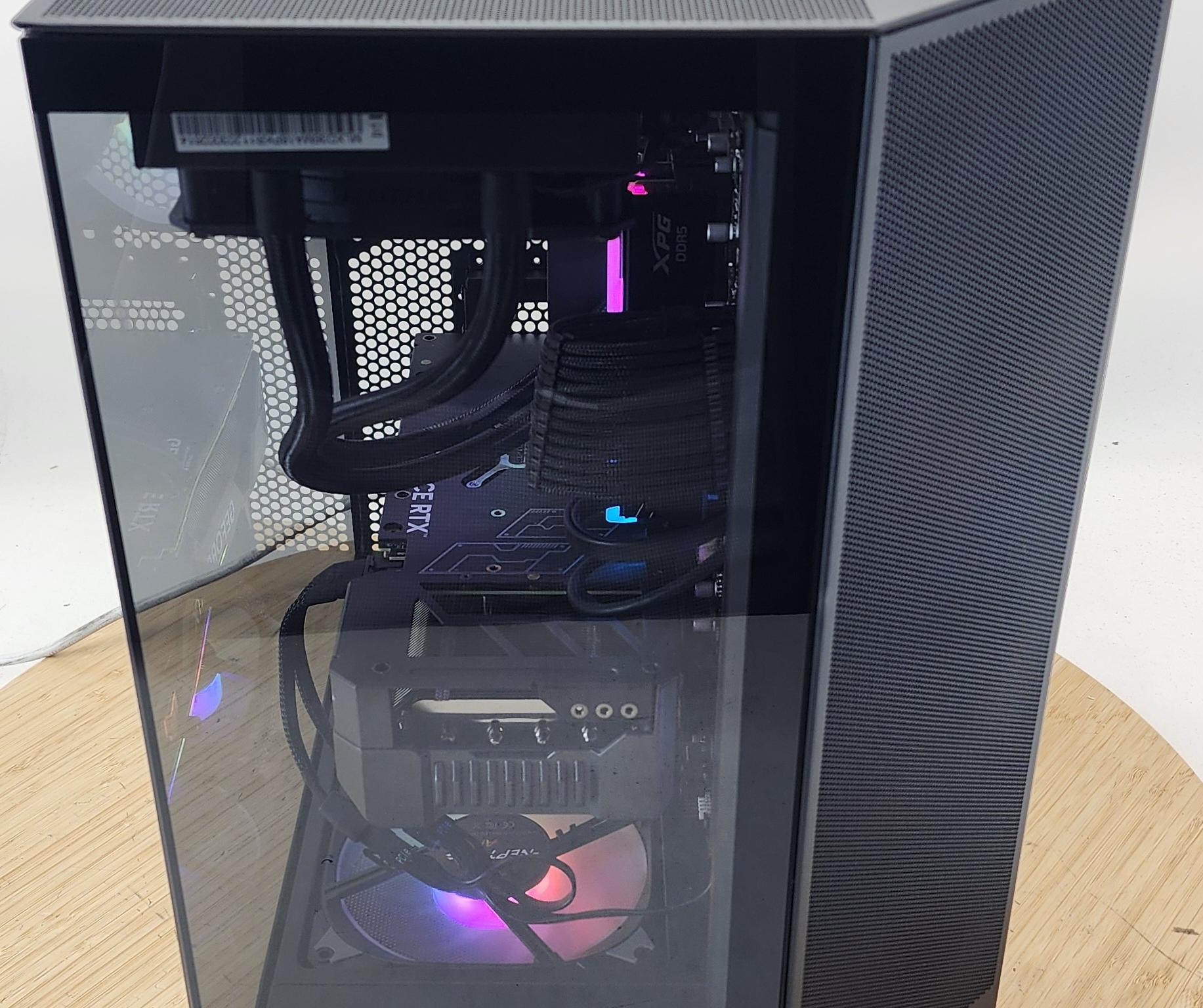Gaming PC Ryzen 7 7800X3D 32GB RAM 1TB SSD RTX 4070 Ti 12GB Windows 11 Computer