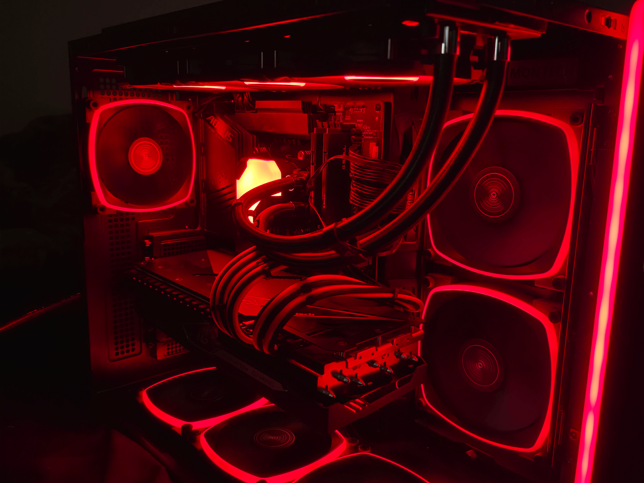 Radeon RX 7900 XTX Custom Gaming PC - Core i9-14900K, 32GB RAM, 2TB NVMe SSD