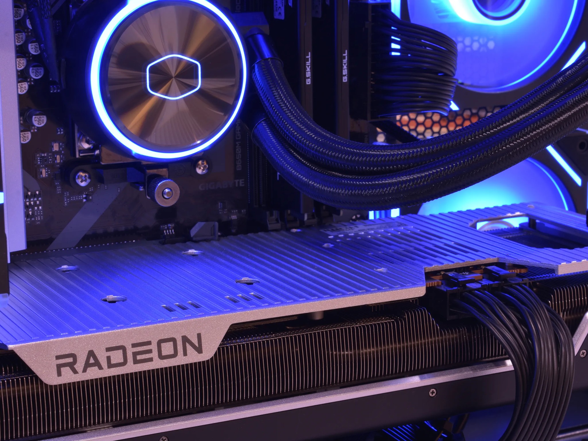 🎮Pro Gamer🎮 Ryzen 5 7600X | AMD RX 7800XT 16GB | 32GB DDR5 | 1TB nVME SSD | Win11 Pro+Wifi