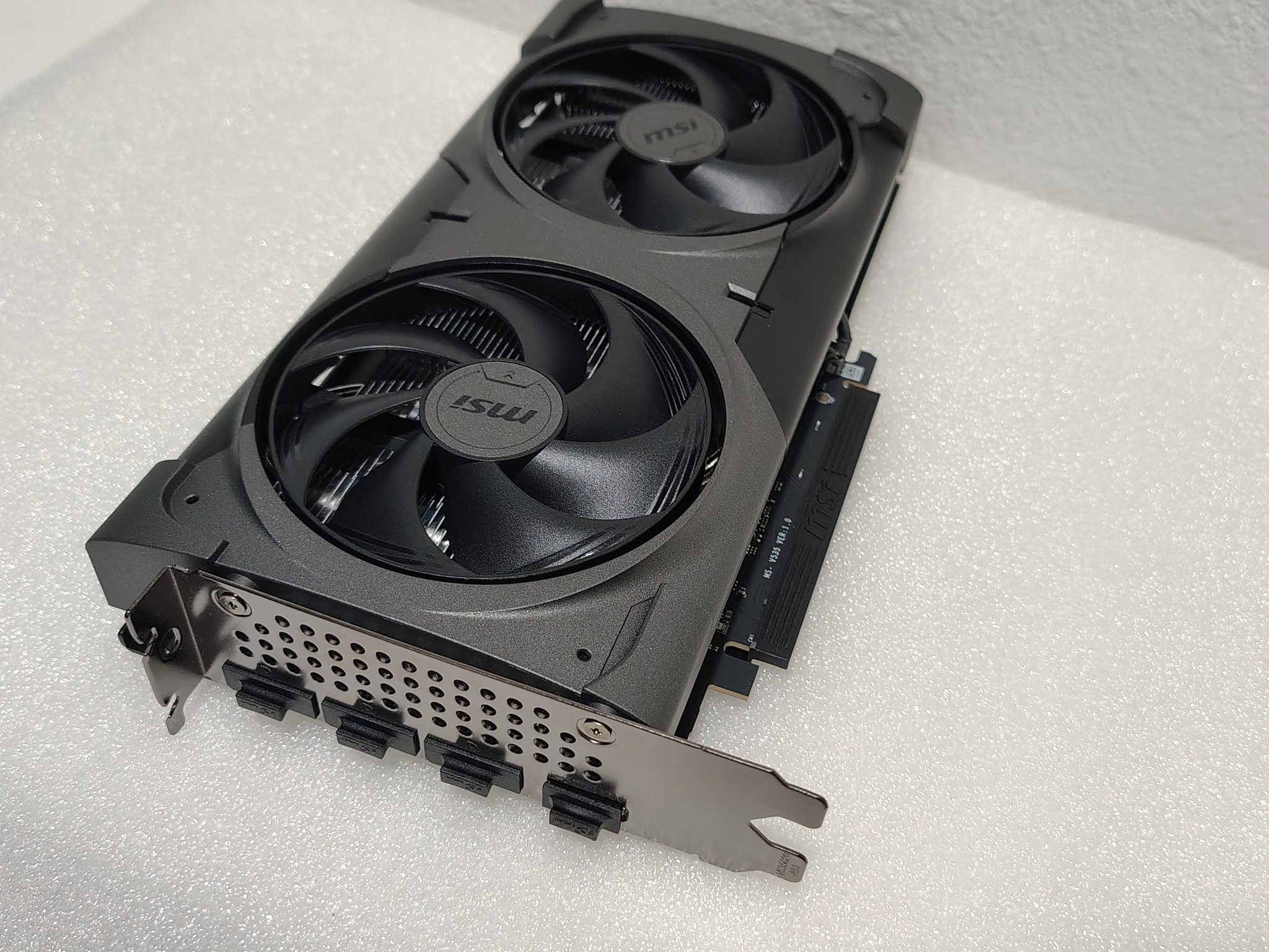 5060 Ti 16 GB - MSI VENTUS 2X OC BLACK