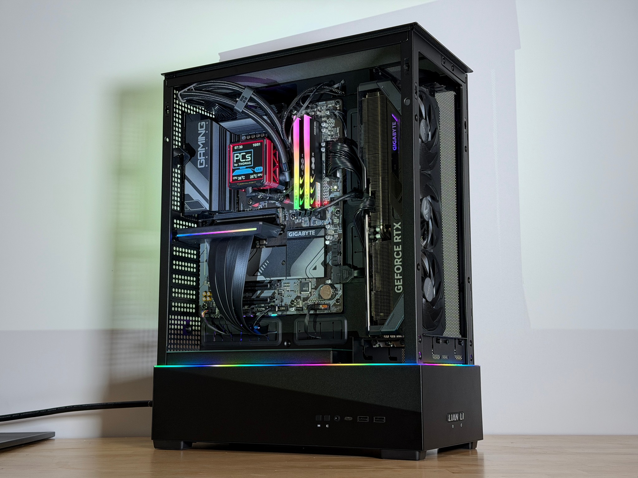 RTX 5070TI Ryzen 7 7800X3D Gaming PC 2TB SSD 32GB RAM