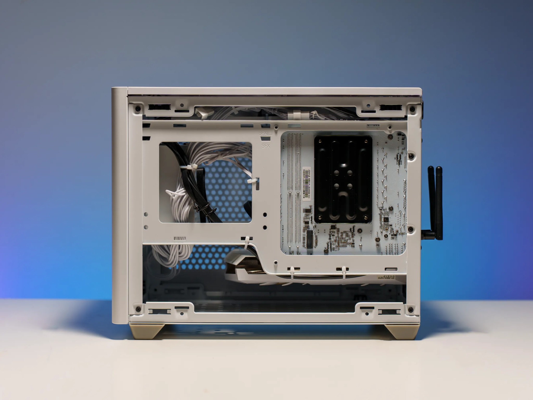 All White Mini-ITX Gaming PC | AMD Ryzen 7 5700x | RTX 3070 | 16GB DDR4 | 1TB M.2 | ARGB