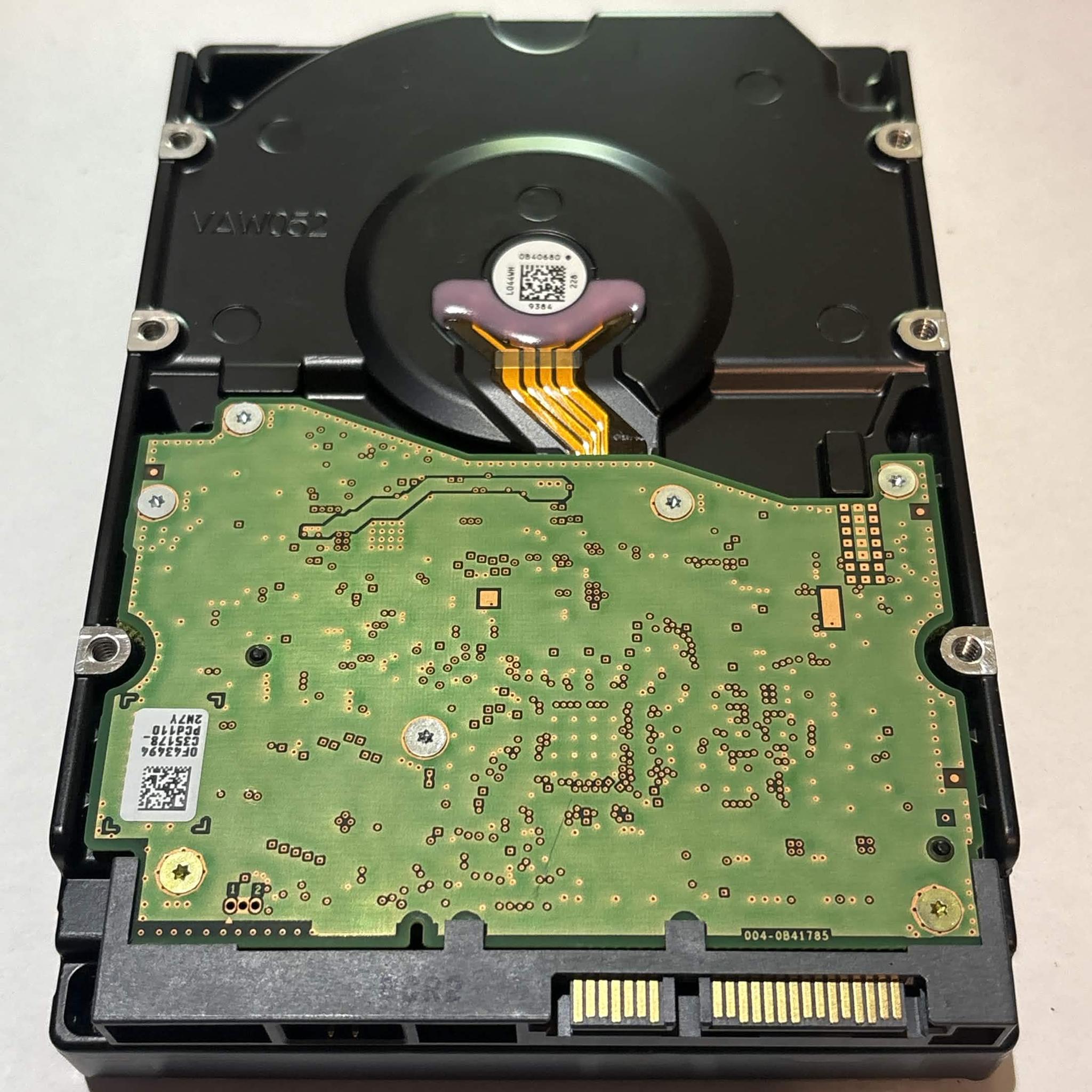 WD Gold 4TB WD4003FRYZ 7200RPM SATA Datacenter HDD – 30,250 Hours – SMART Good
