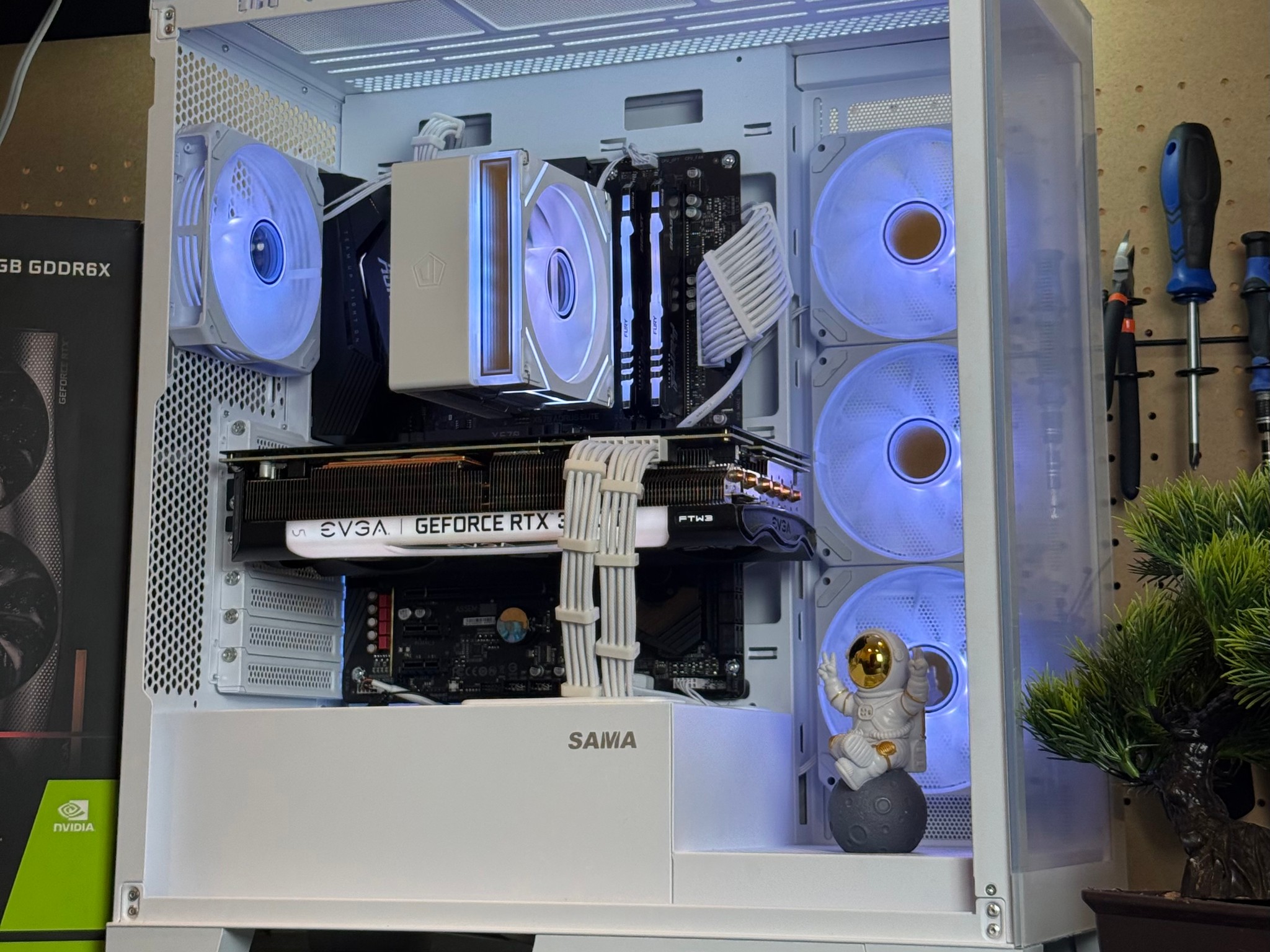 Brand New Gaming PC | RTX 3070 Ti | Ryzen 5 5600 | 32GB DDR4 RAM | 1TB | Windows 11