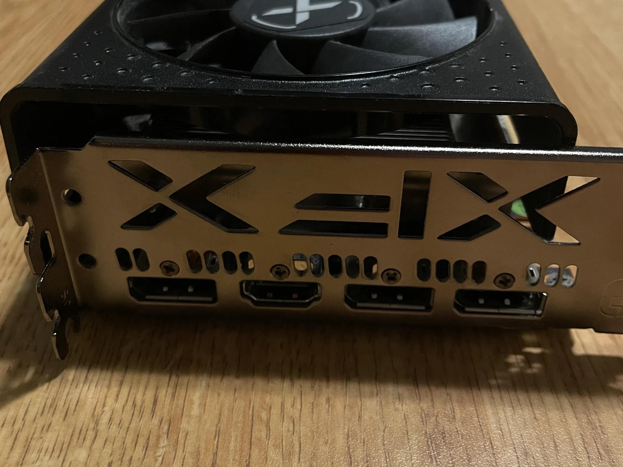XFX Speedster QICK 308 AMD Radeon™ RX 6600 XT 8GB