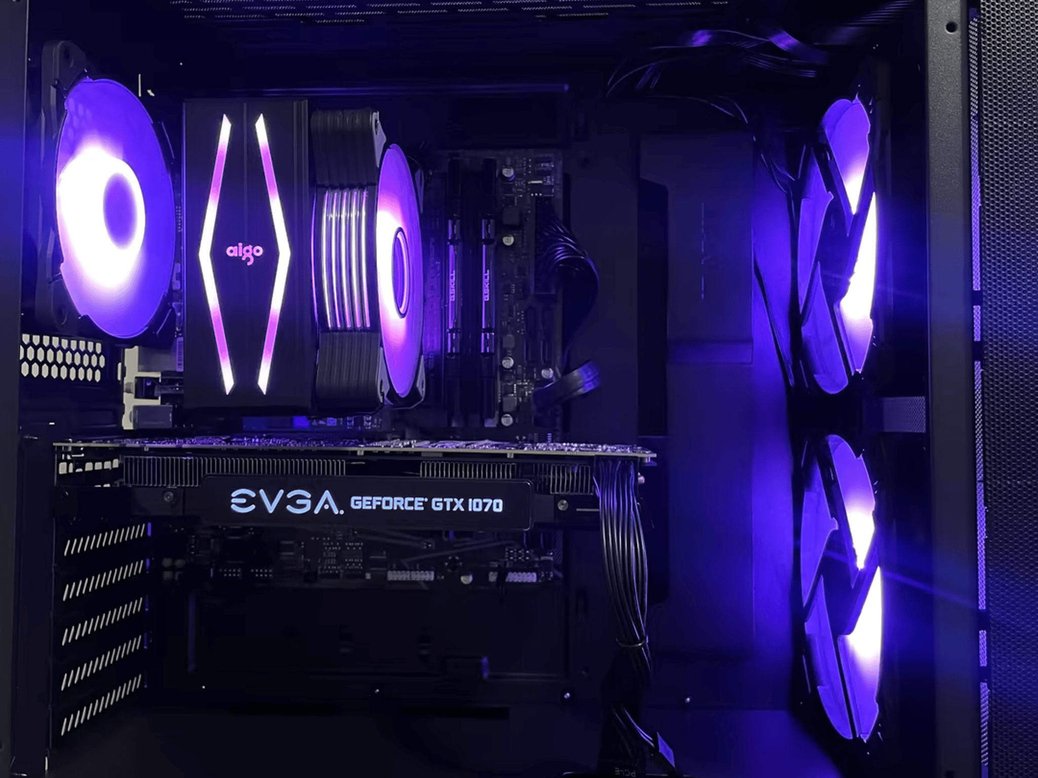 Royal Lavender / Gtx 1070 8gb, Intel 10th Gen PC