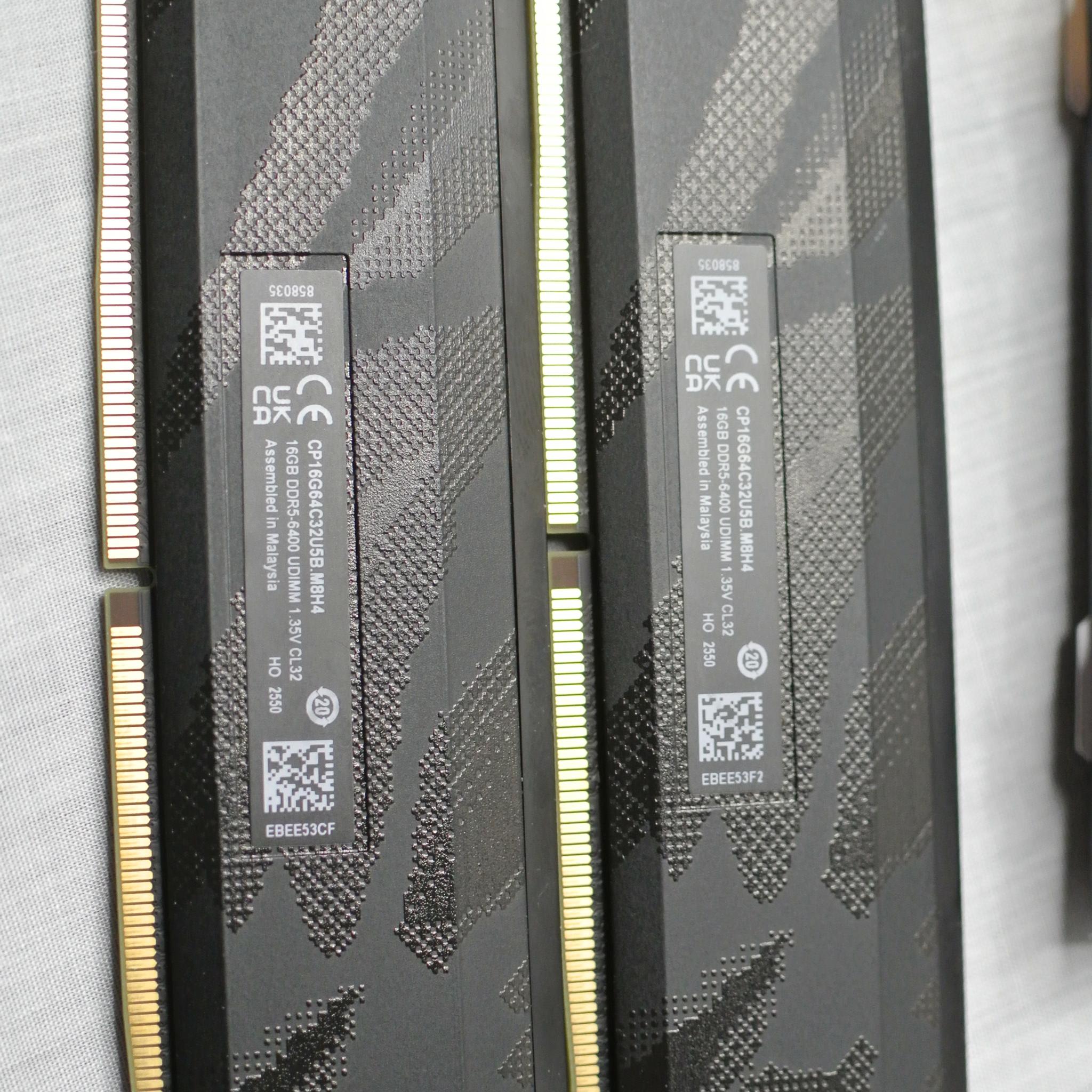 Crucial Pro 32GB DDR5 (2 x 16GB) 6400MT/s CL32 Memory RAM