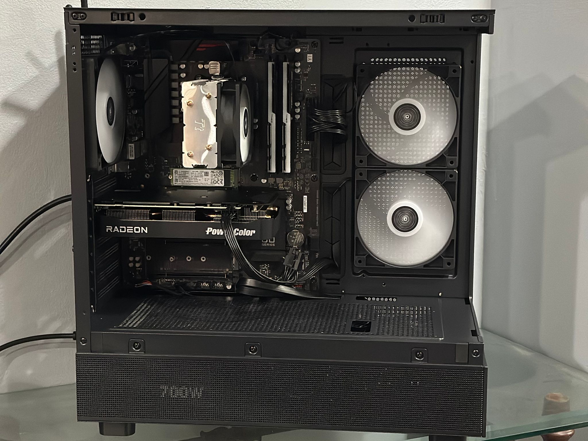 Rx 9060 Xt 16gb, 1440p black gaming pc Beast