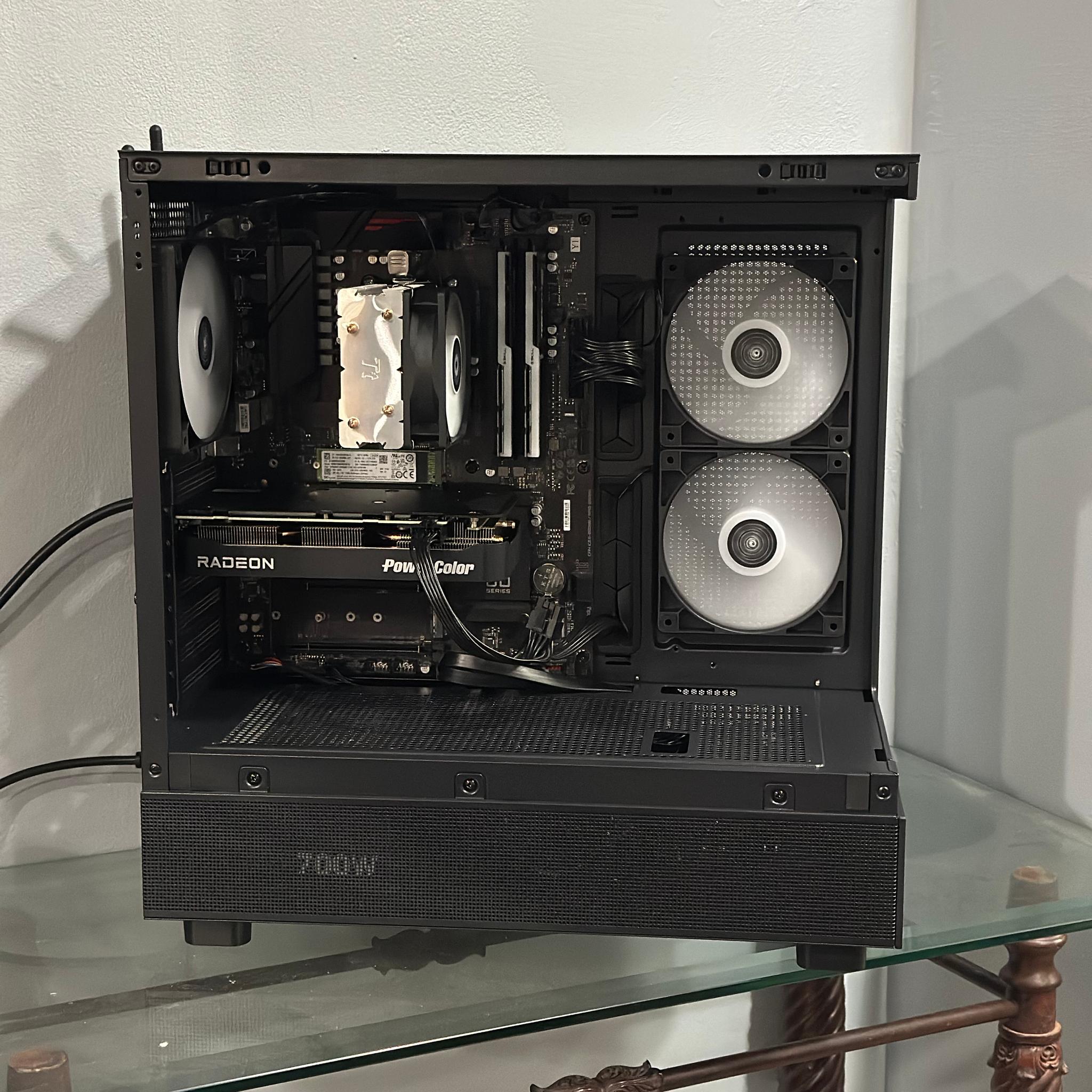 Rx 9060 Xt 16gb, 1440p black gaming pc Beast