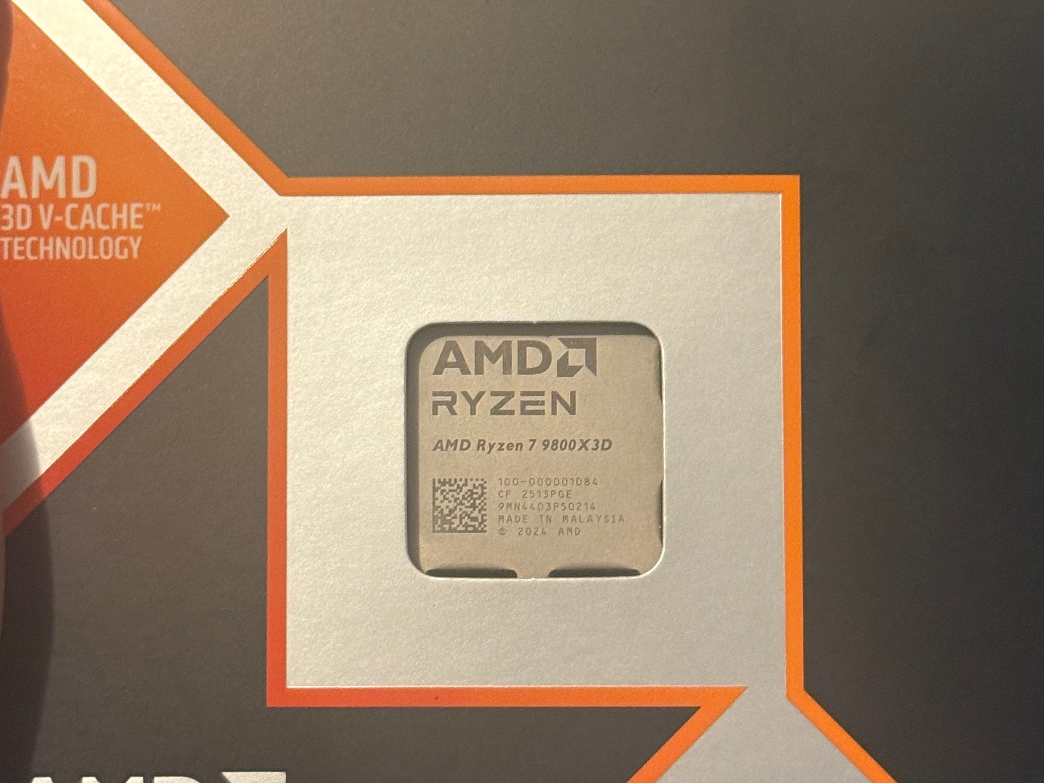 AMD Ryzen 7 9800X3D