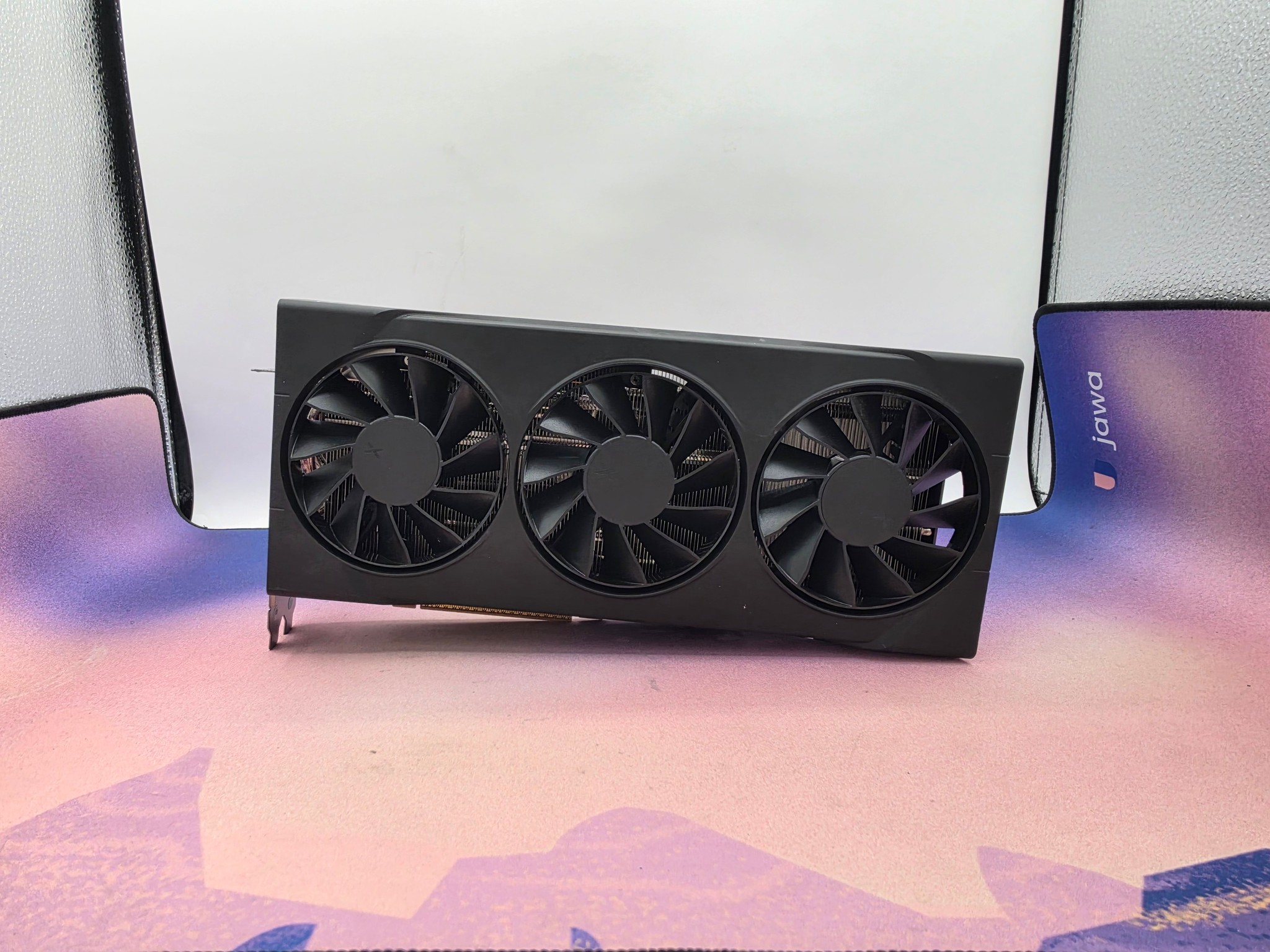 XFX Swift AMD Radeon RX 9070 OC Triple Fan Gaming Edition