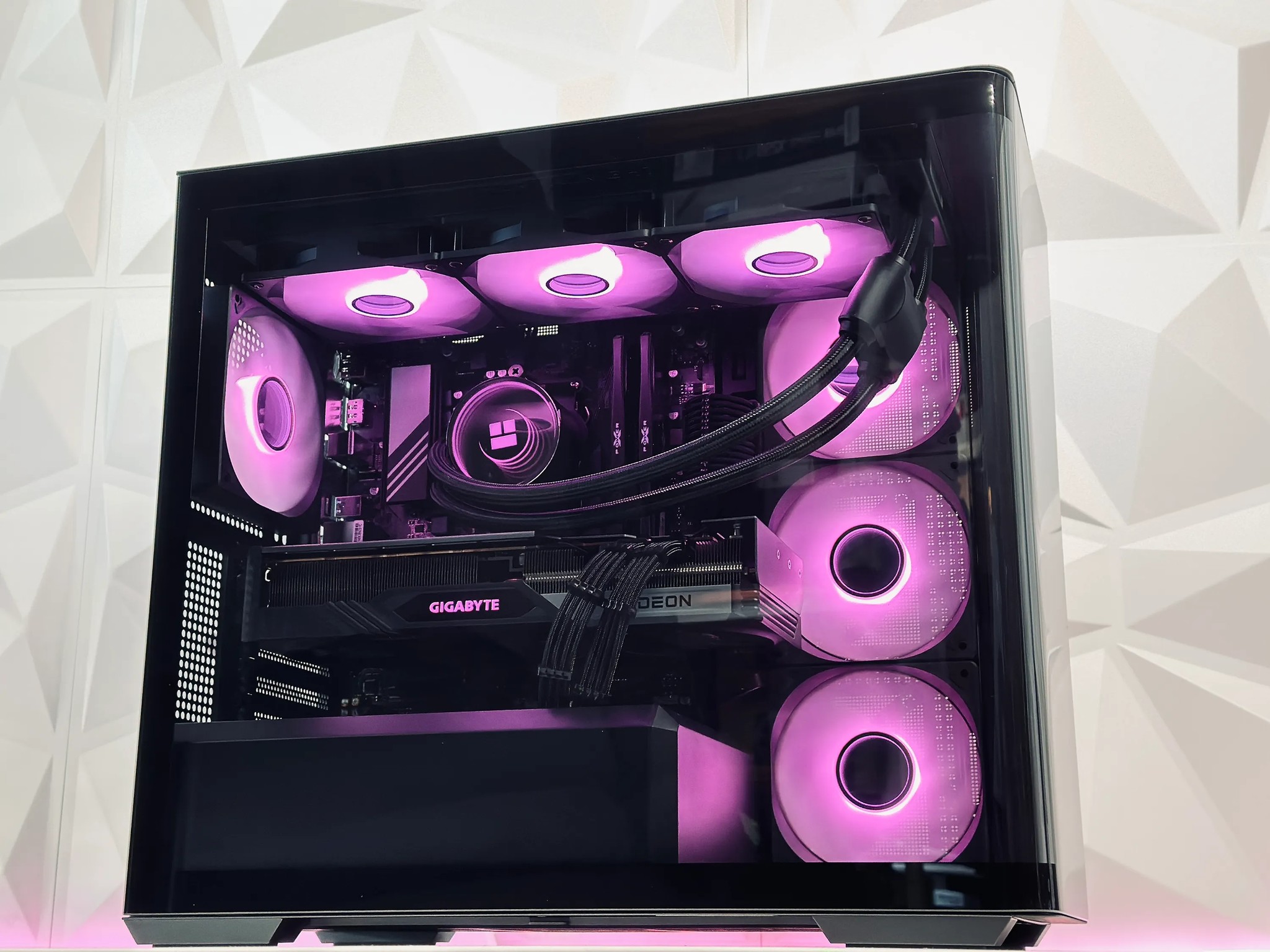 🕸️🕷☢Venom🕸Liquid Cooled Gaming PC🕸AMD RX 7900 GRE 16GB🕸AMD Ryzen 5 7500F🕸32GB DDR5🕸1TB SSD
