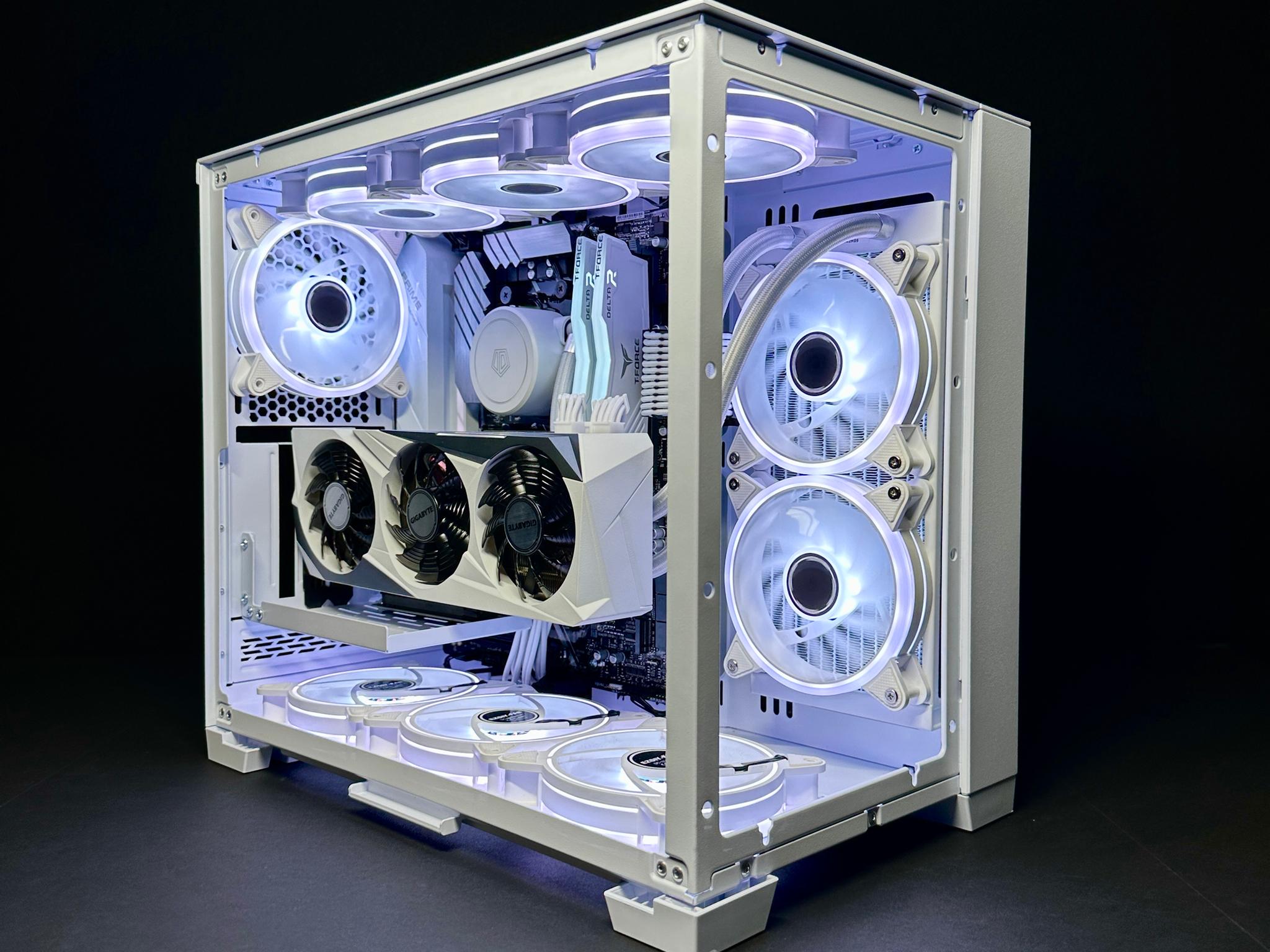 Snowball (RTX 3070 | Ryzen 7 3700x | 16gb RAM)