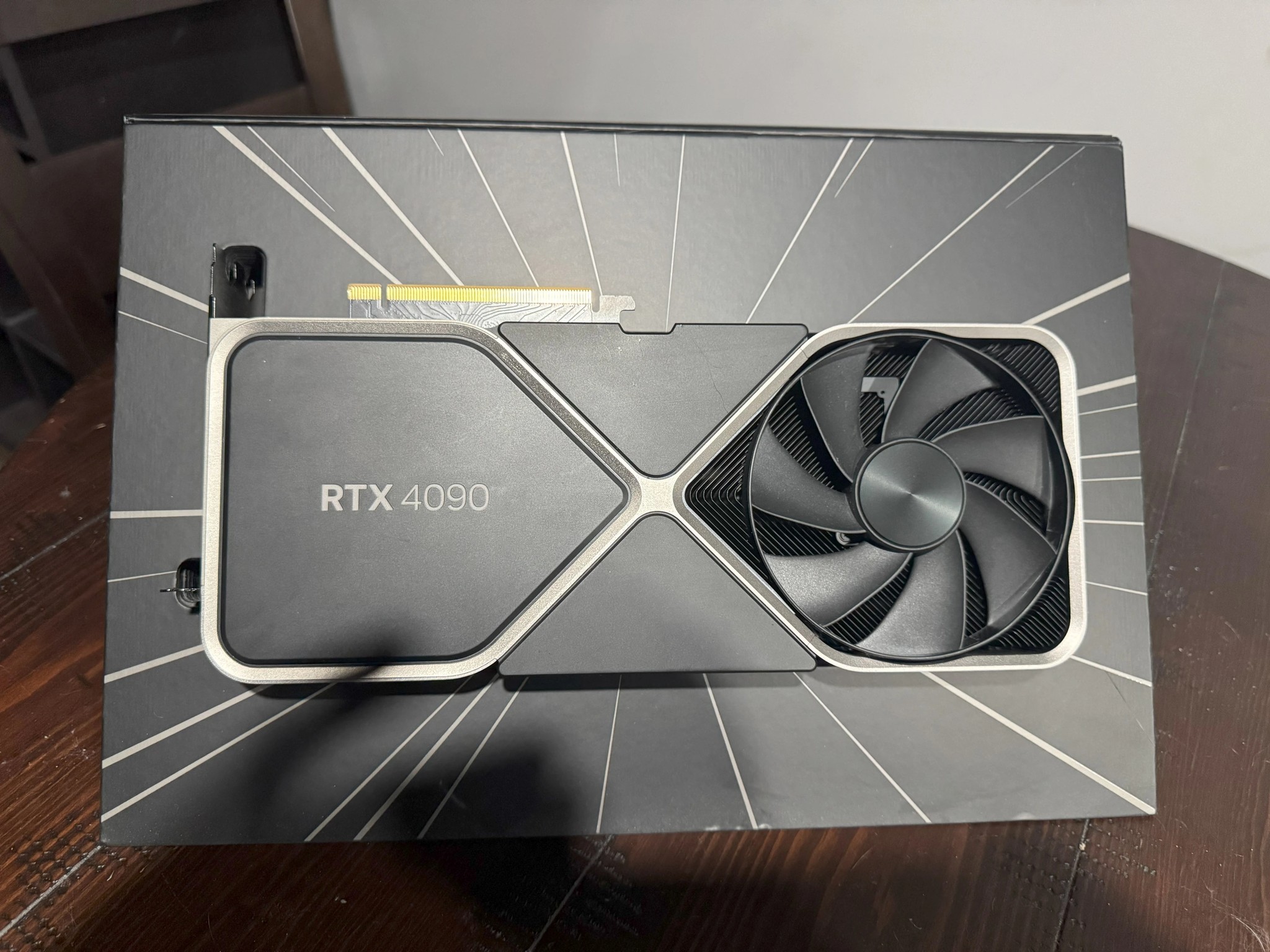 RTX 4090 Foudner Edition