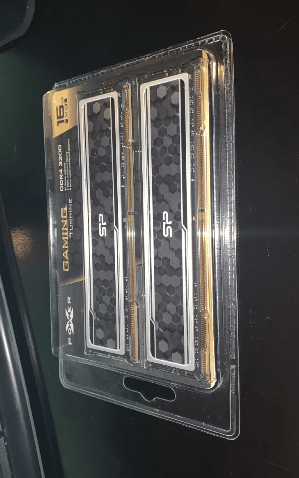 FREE SHIPPING || 16GB (2x8gb) 3200mhz Silicon Power DDR4