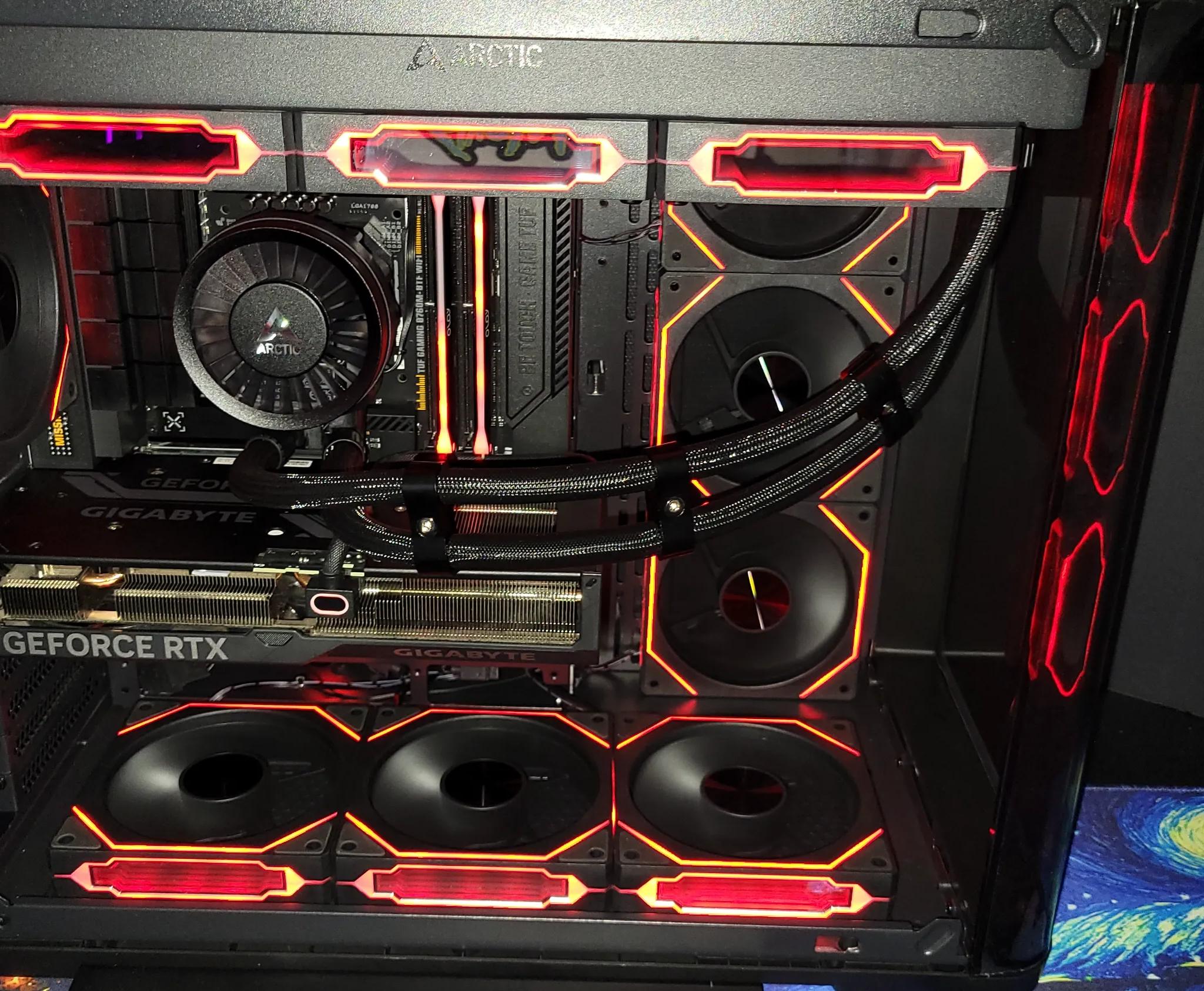 🚀 Intel i7-12700K | Gigabyte RTX 4070 Windforce OC 3X | 32GB DDR5 | 2TB NVMe SSD | TUF B760M 🔥💻