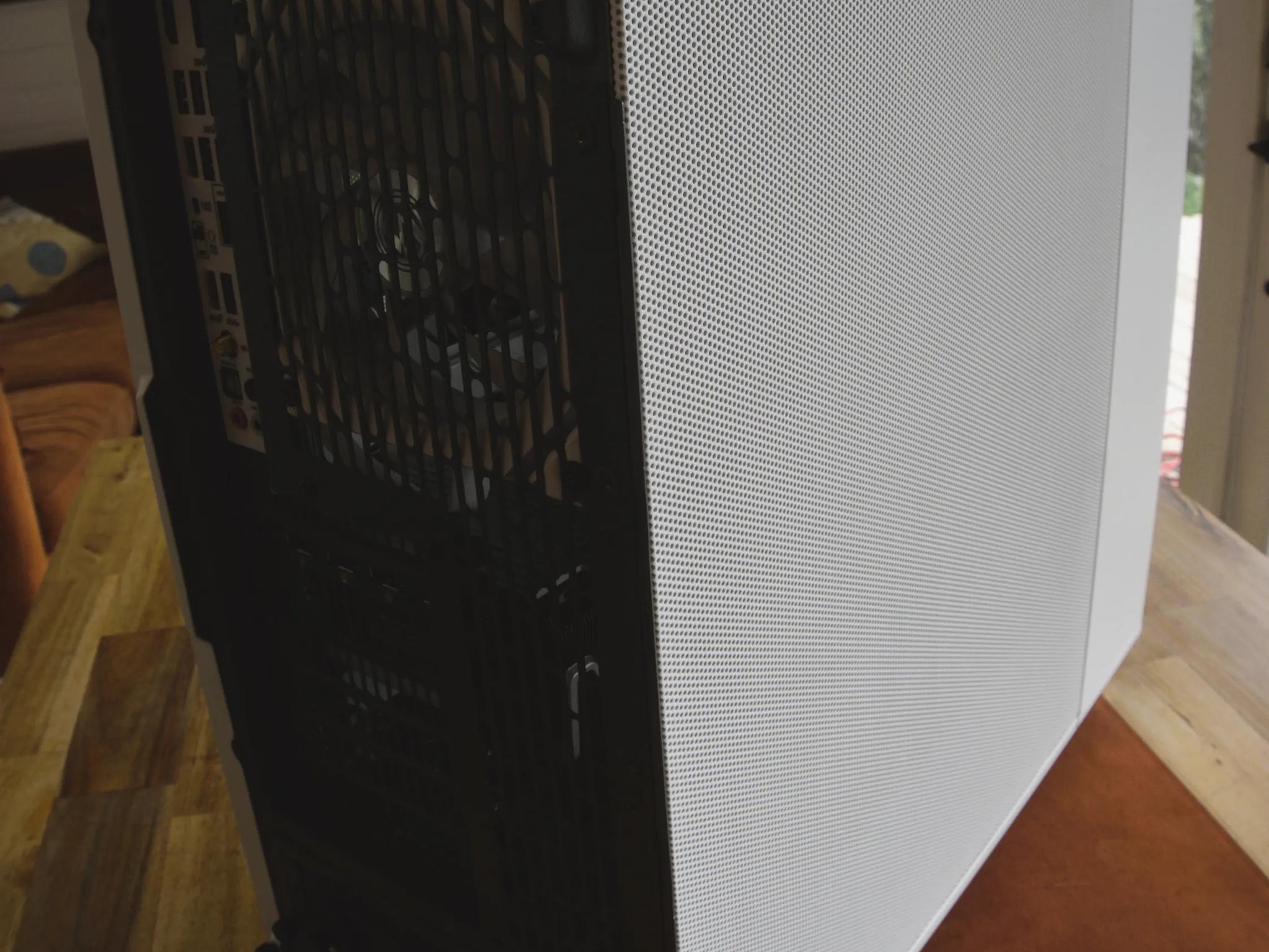 Fractal North White Mesh
