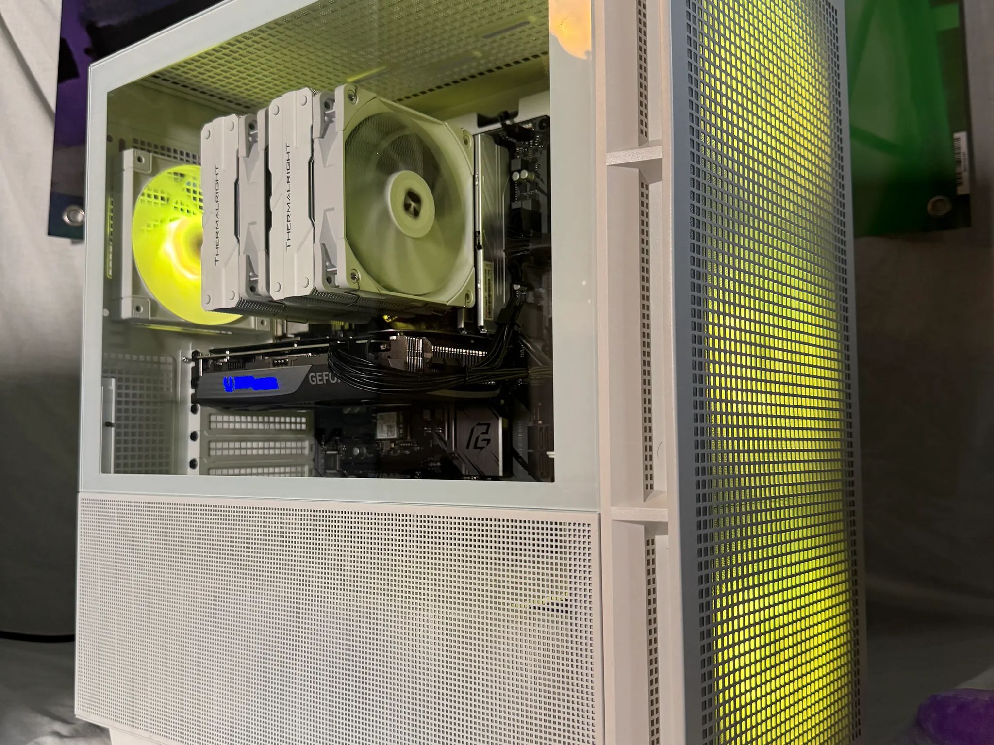 RTX 4070 | Ryzen 5800X3D | 32GB DDR4 | 1TB SSD | Gaming PC