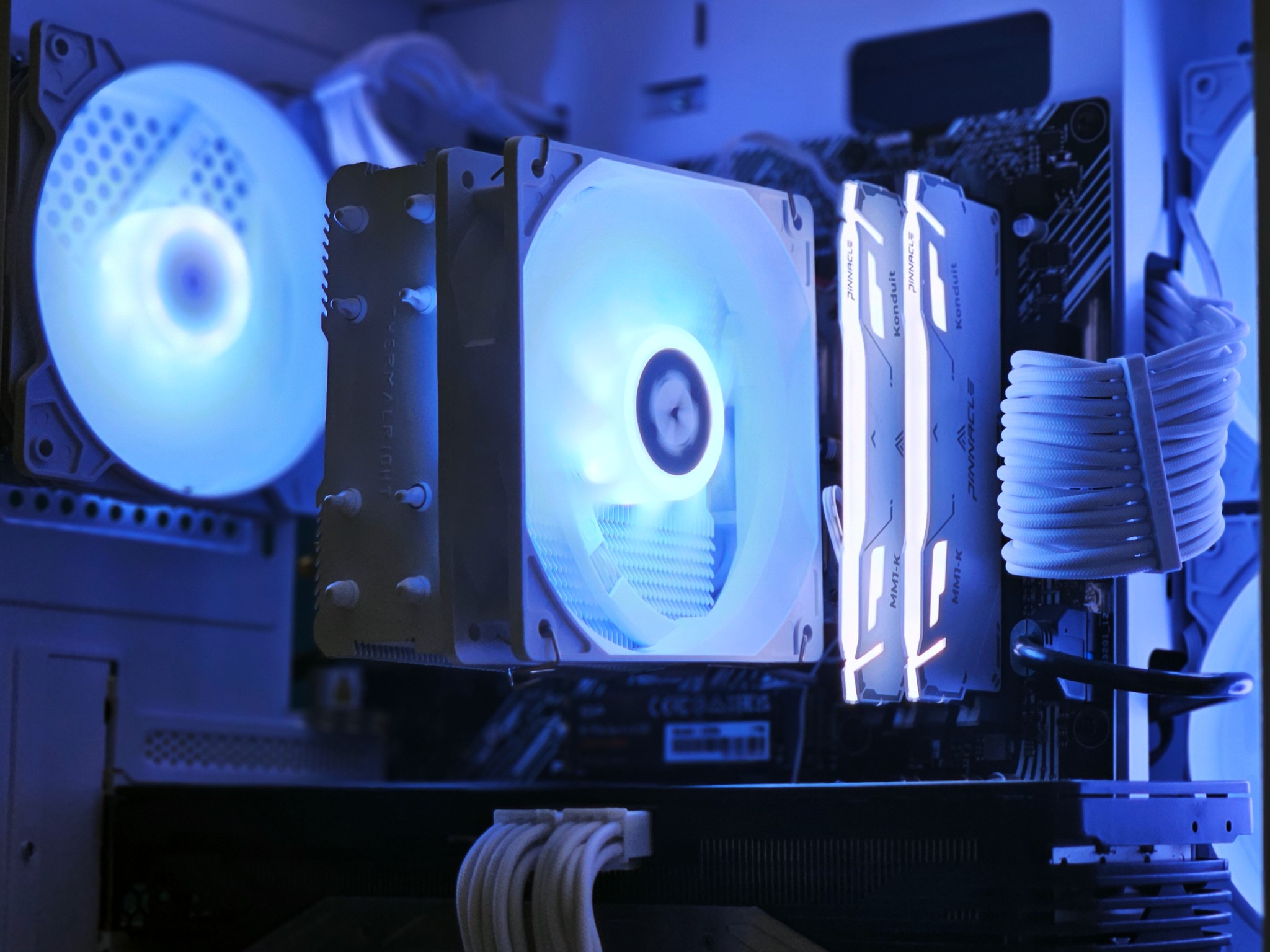 White 1440p Gaming PC |RTX 3070|Ryzen 5