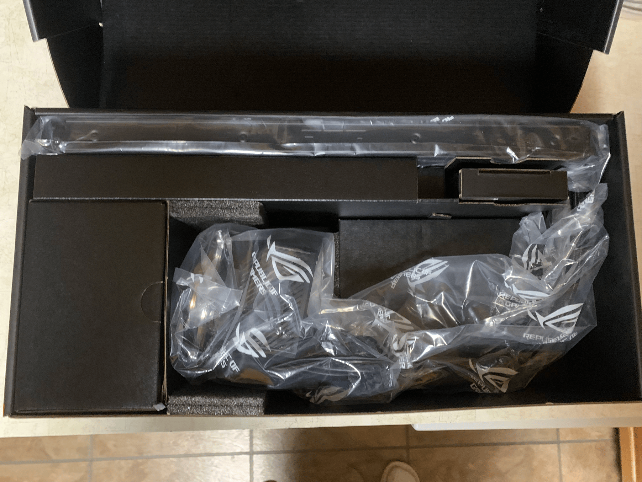 ASUS Ryujin II 360 ARGB AIO (BNIB)