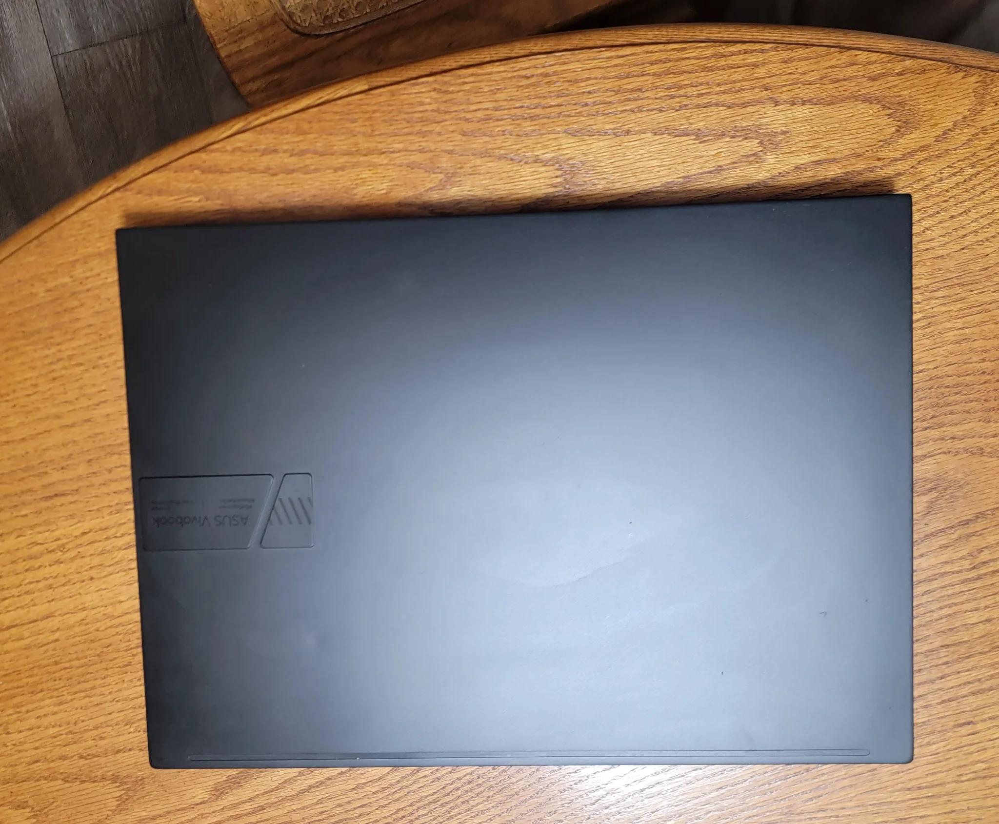 Asus Vivobook 16X OLED