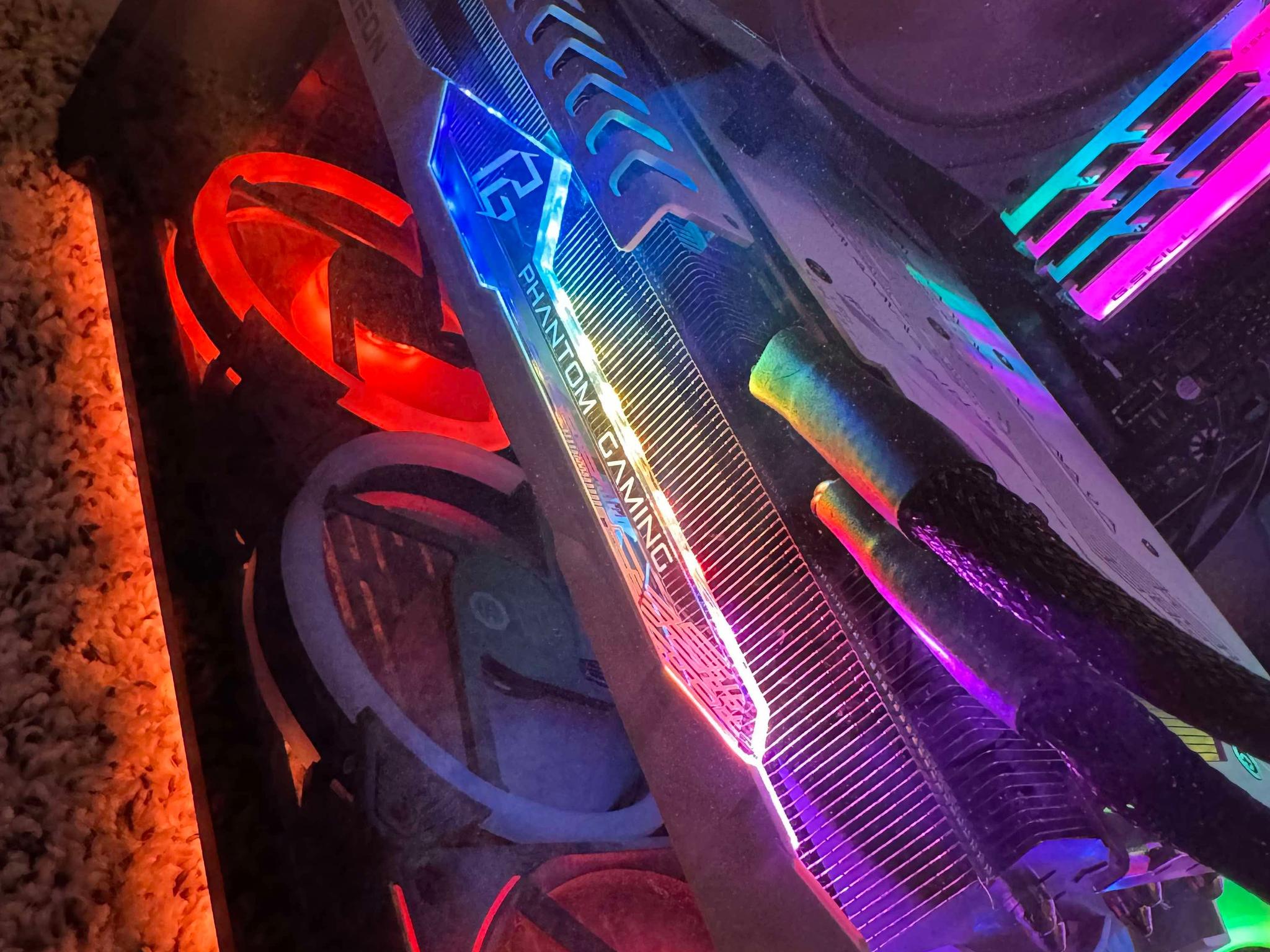 7900XT phantom gaming white 20Gb