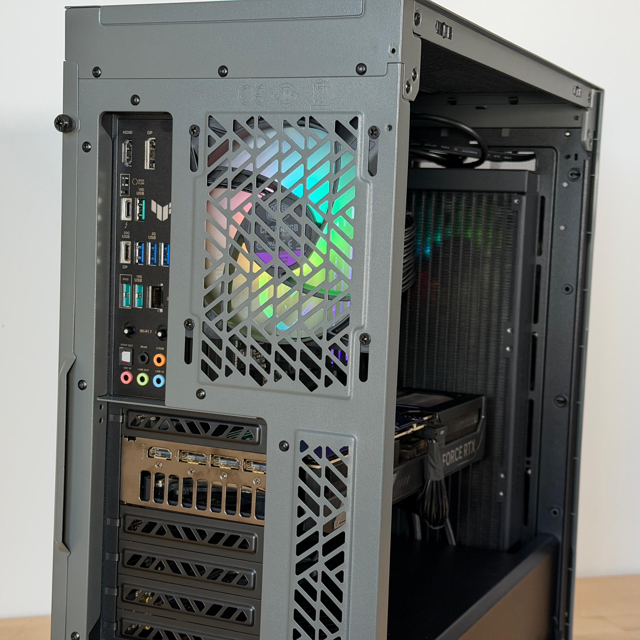RTX 5080 Intel Core Ultra 265k Gaming PC