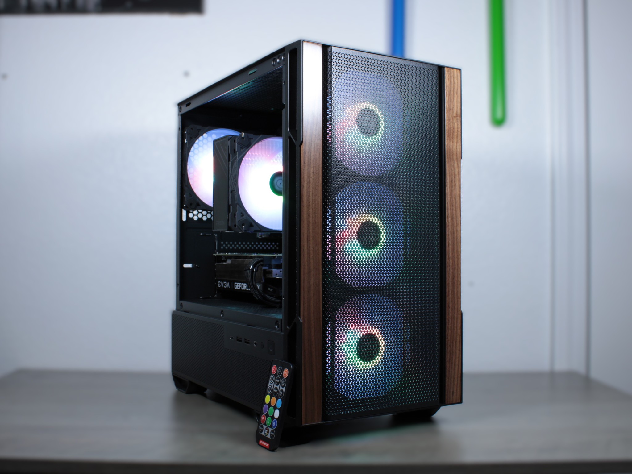 RTX 2060 | Ryzen 5 2600x | 16gb DDR4 3000MHz Ram | 1TB NVMe M.2 | WiFi | Win 11 Activated