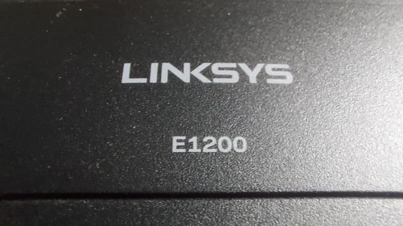 Linksys N300 4 Port 10/100 WiFi Router E1200-NP WIFI 300Mbps * TESTED & WORKING *