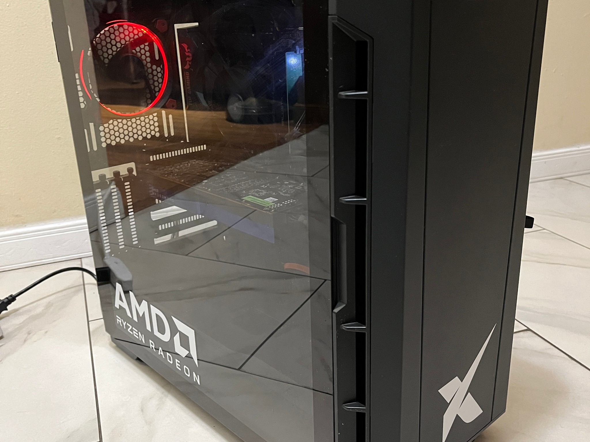 🟠🔥AMD Ryzen 5 3600, AMD W5700 8GB, 12GB RAM, 500 GB SSD, High Performance Workstation Gaming PC 🖥️🟢
