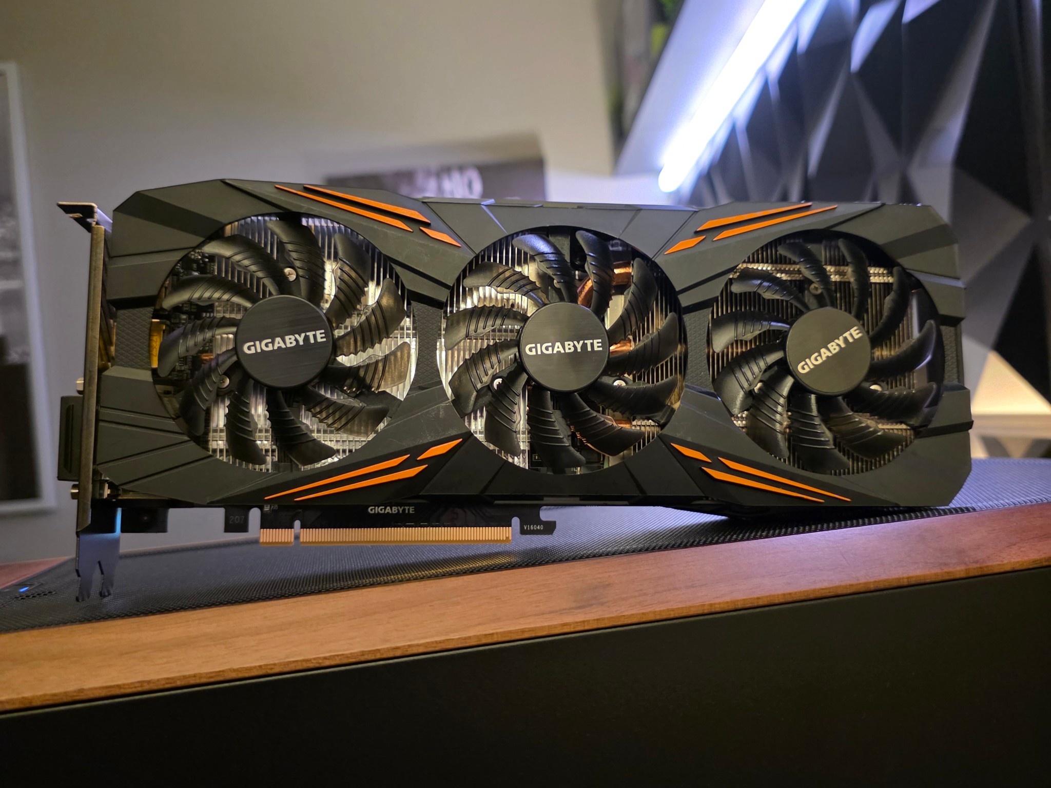 GIGABYTE GTX 1080